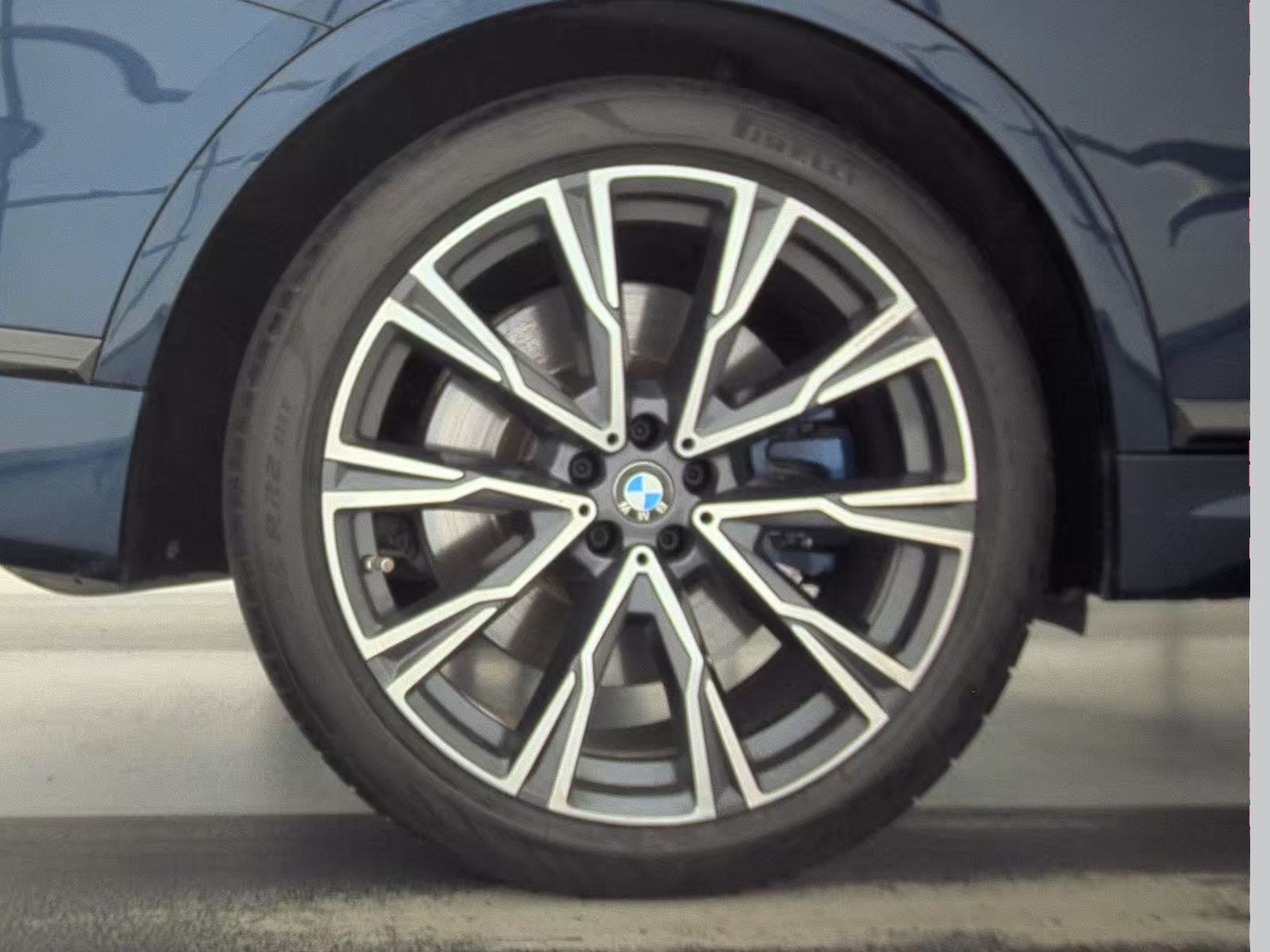 2020 BMW X7 M50i AWD