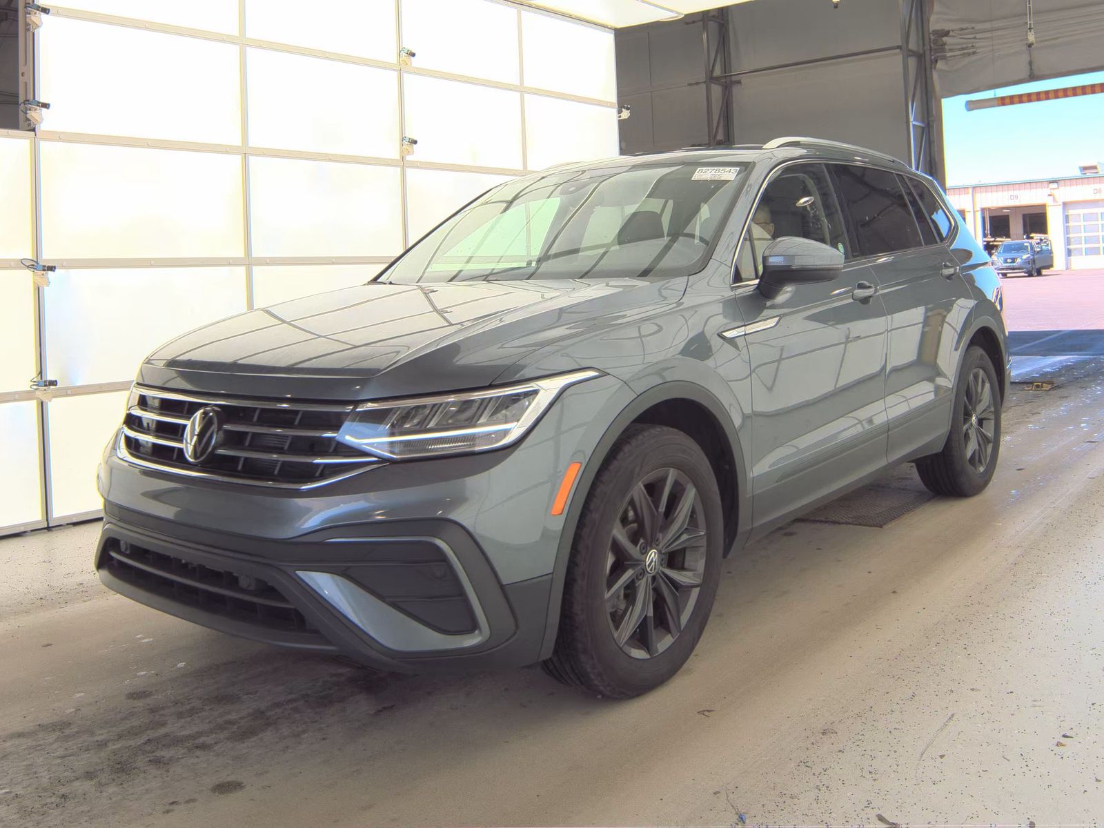 2024 Volkswagen Tiguan 2.0T SE FWD