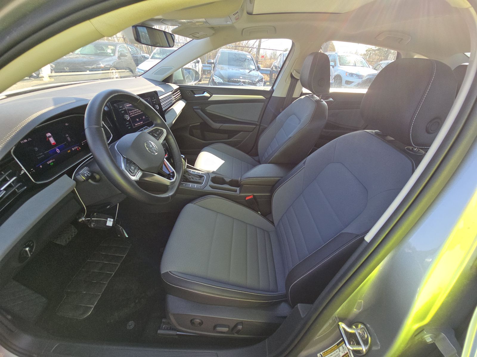 2025 Volkswagen Jetta 1.5T SE FWD