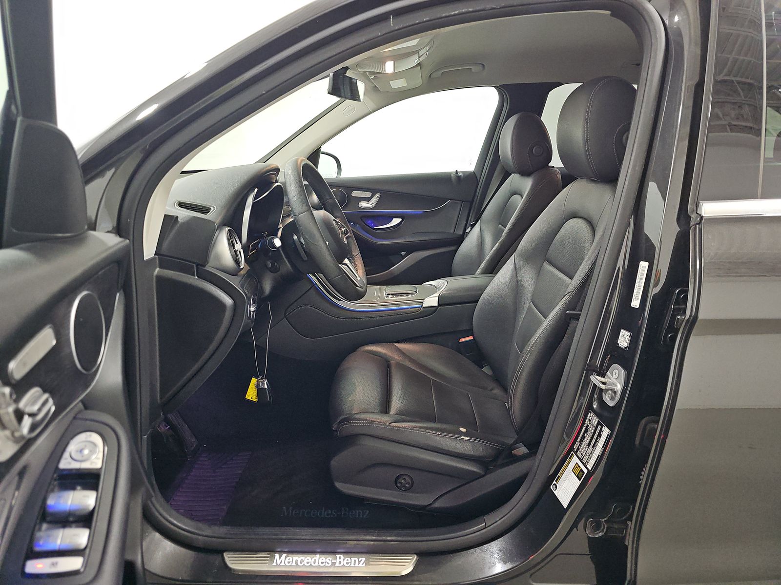 2021 Mercedes-Benz GLC GLC 300 RWD