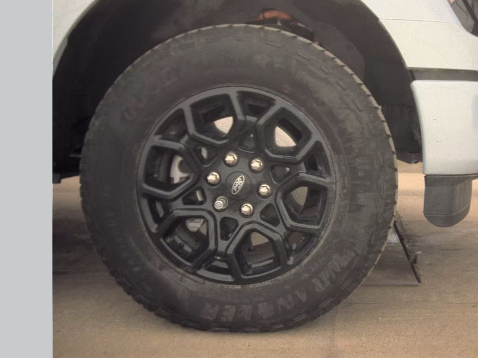 2025 Ford F-150 Hybrid XLT AWD