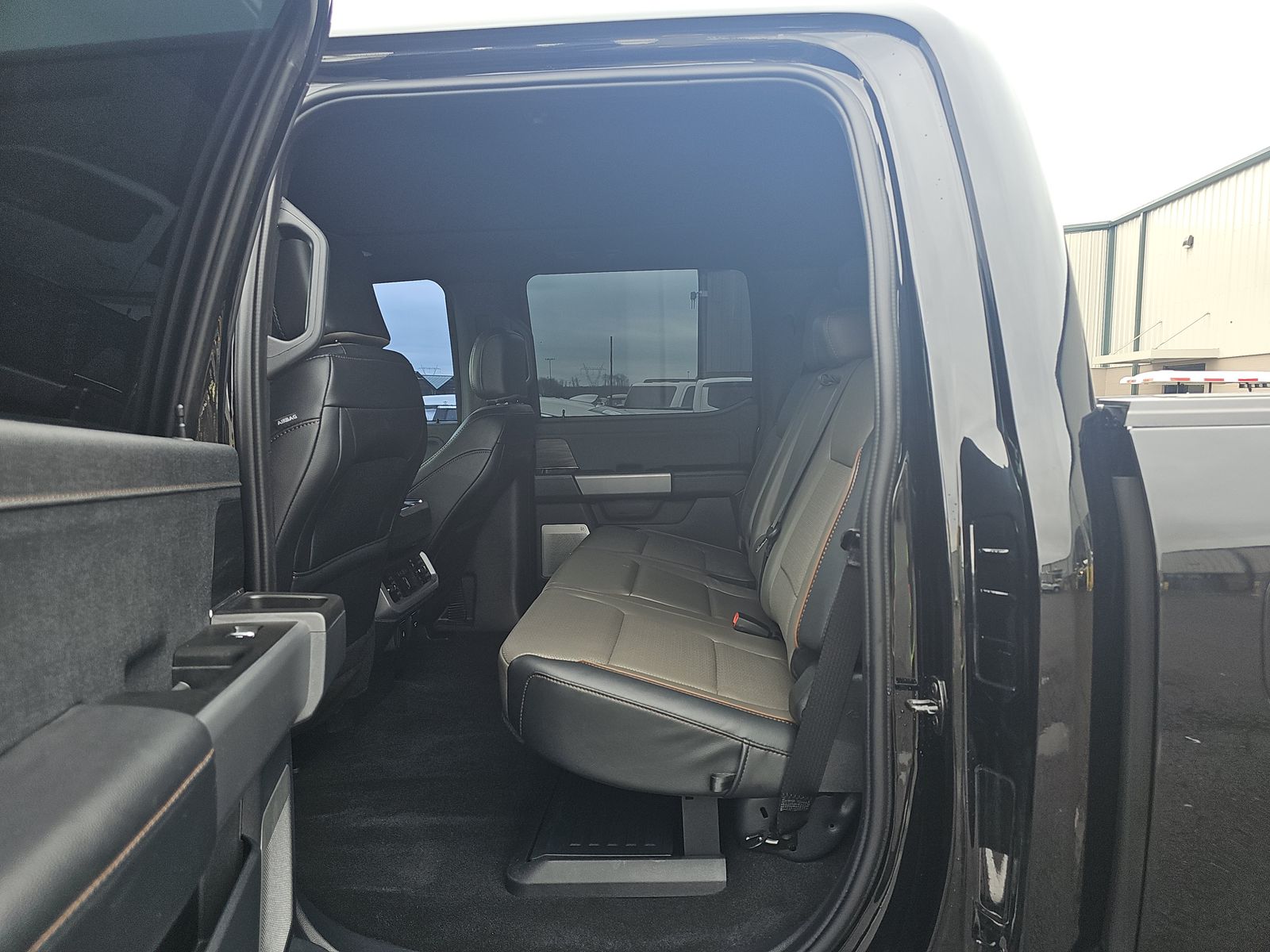 2024 Ford F-150 Hybrid Lariat AWD