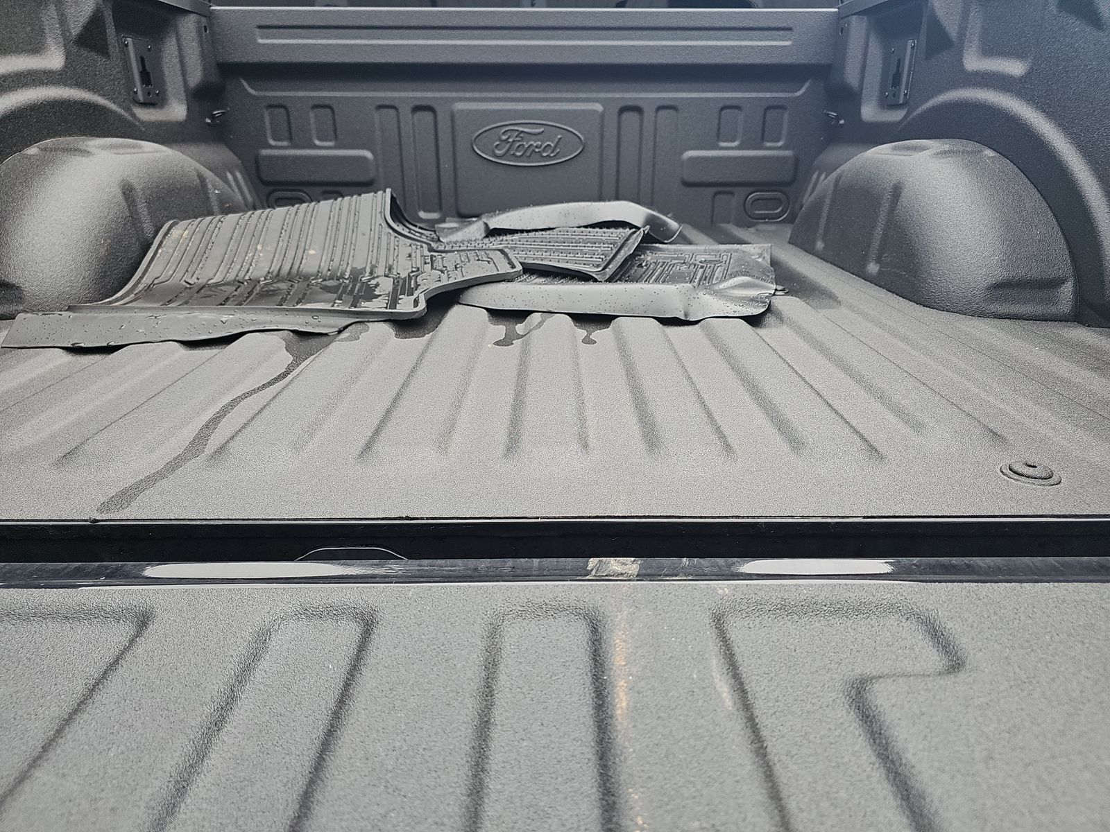 2024 Ford F-150 Hybrid Lariat AWD