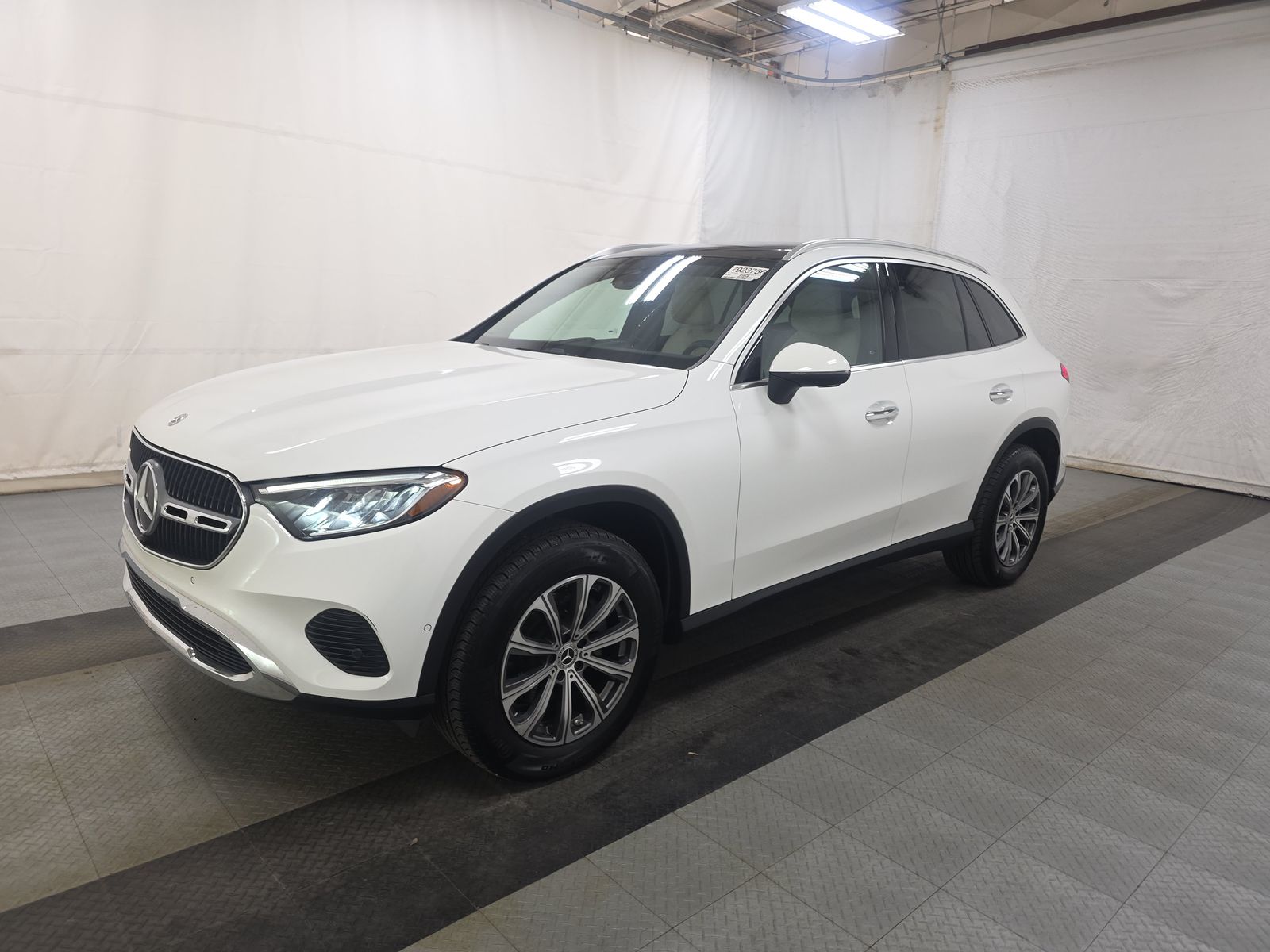 2025 Mercedes-Benz GLC GLC 300 AWD