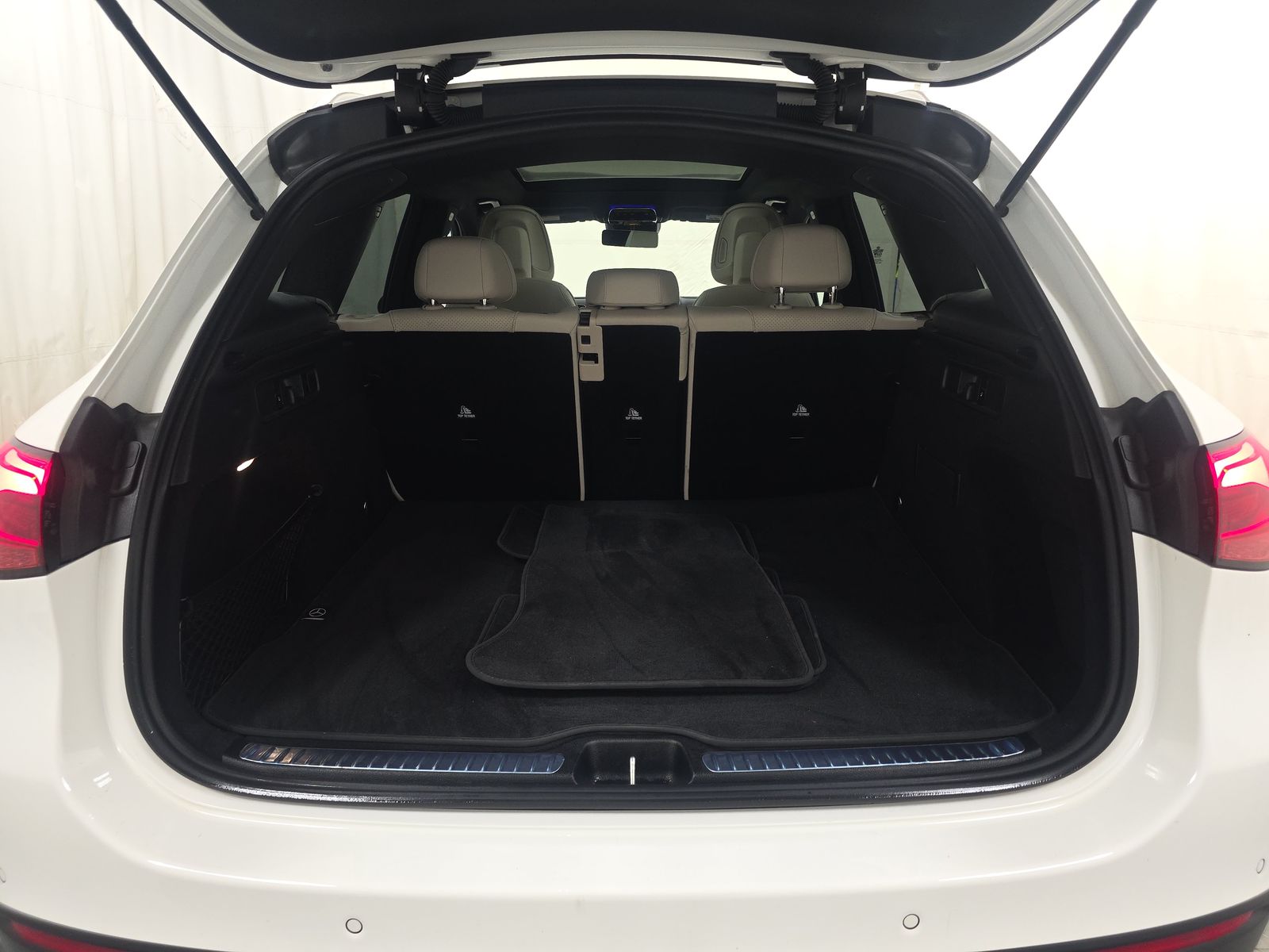 2025 Mercedes-Benz GLC GLC 300 AWD