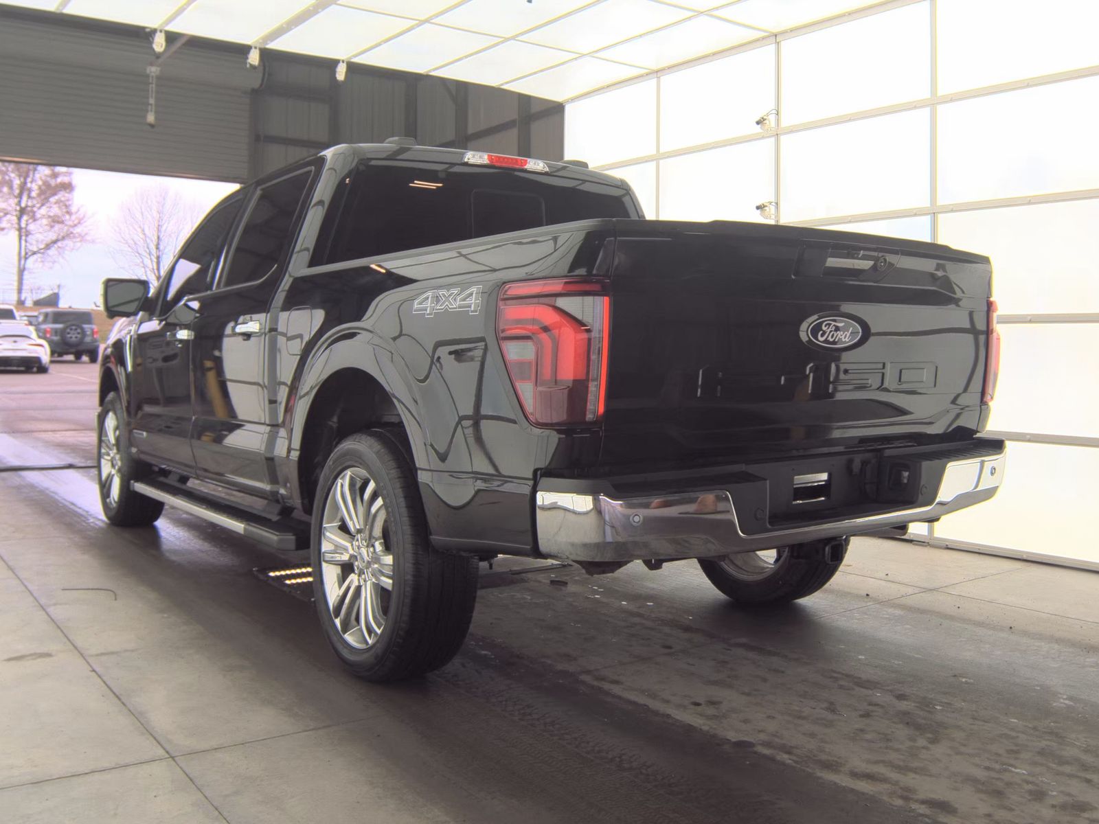 2024 Ford F-150 Hybrid Lariat AWD