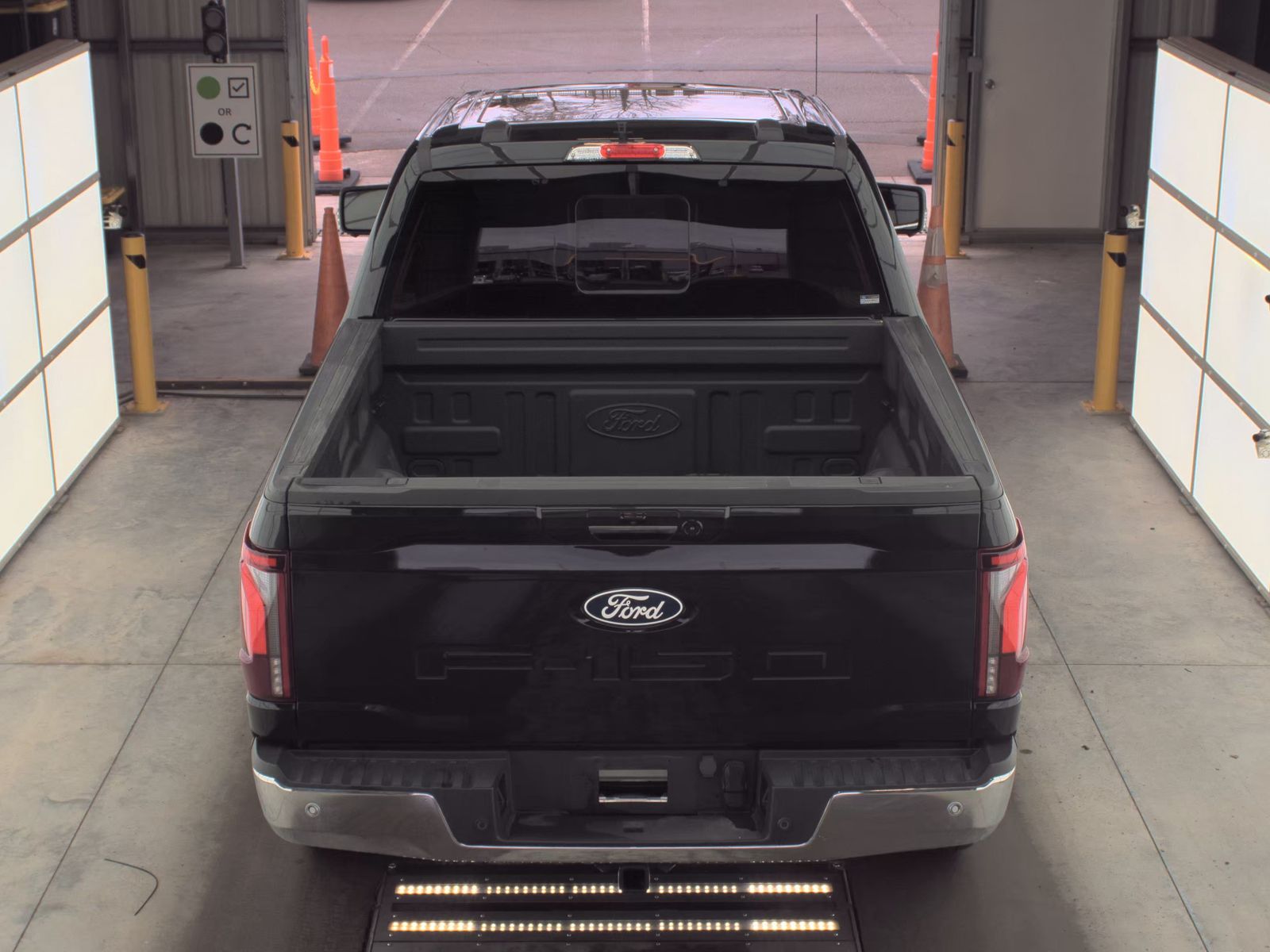 2024 Ford F-150 Hybrid Lariat AWD