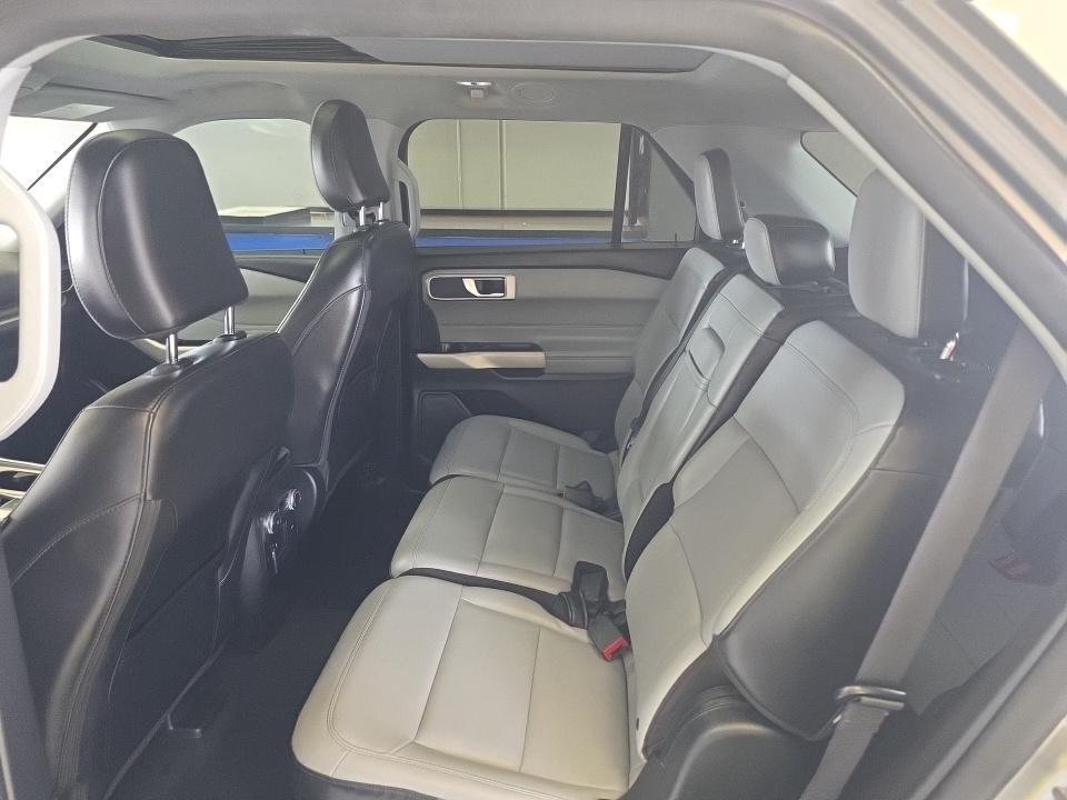 2021 Ford Explorer XLT RWD