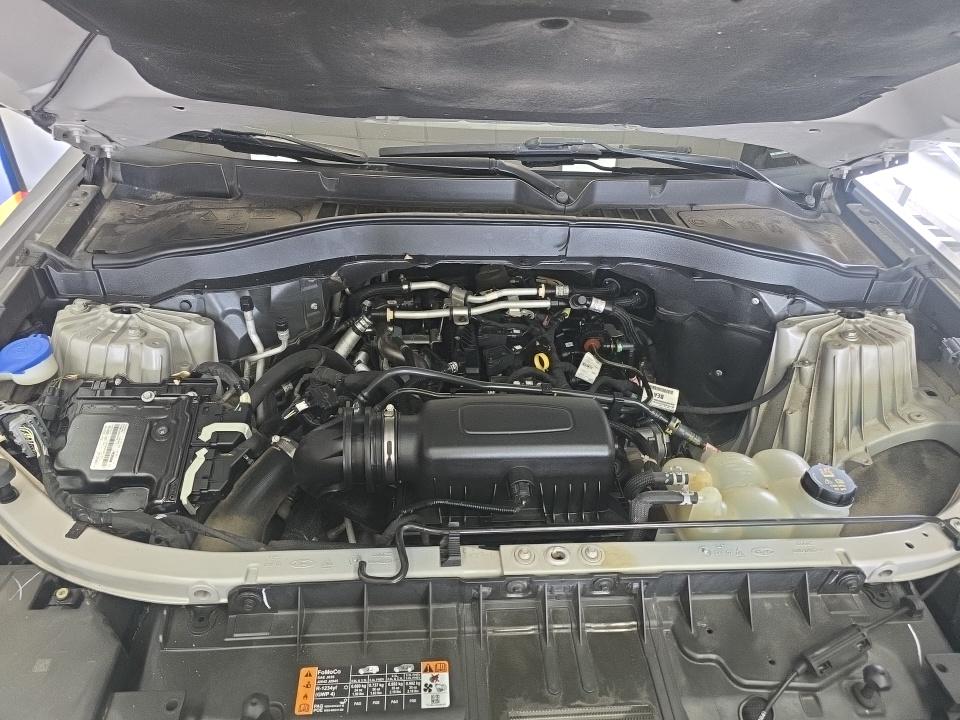 2021 Ford Explorer XLT RWD