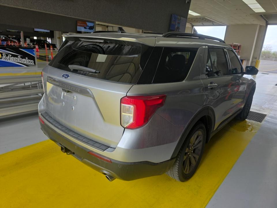 2021 Ford Explorer XLT RWD