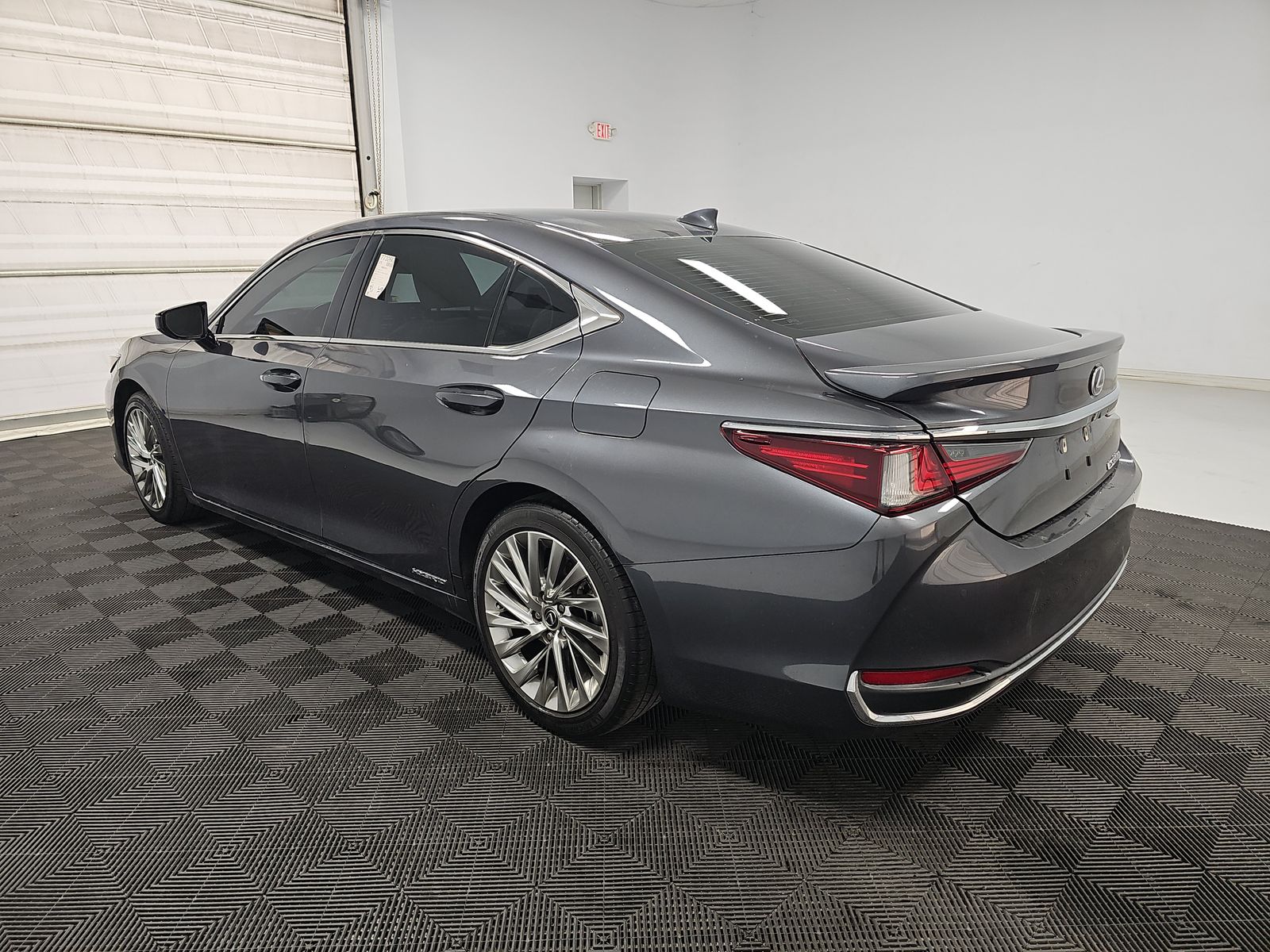 2022 Lexus ES ES 300h Luxury FWD