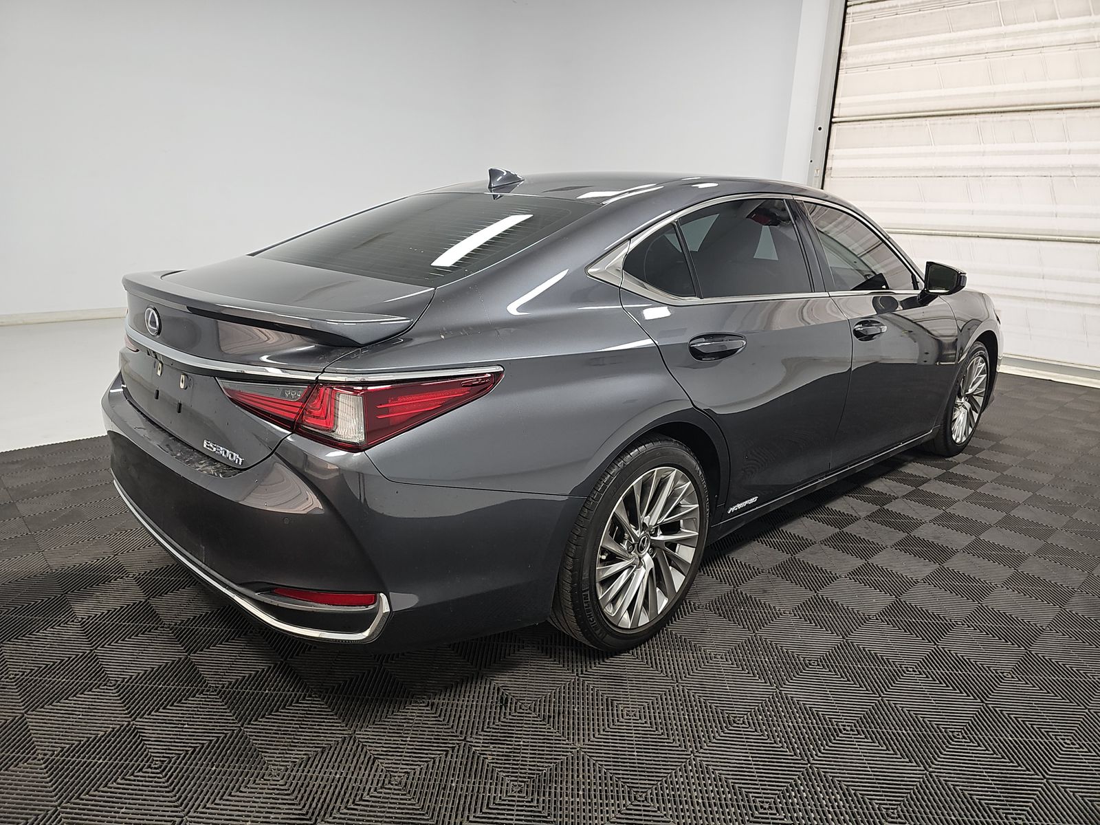 2022 Lexus ES ES 300h Luxury FWD