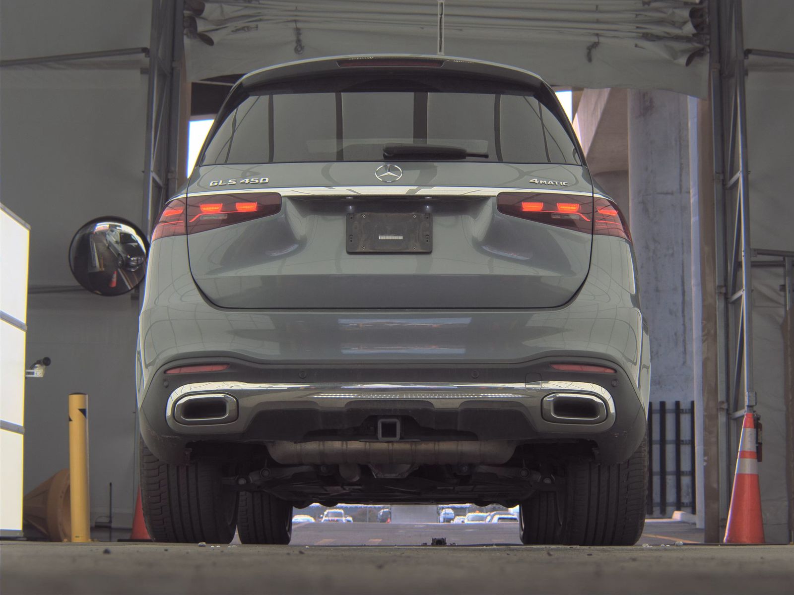 MERCEDES-BENZ GLS - 8