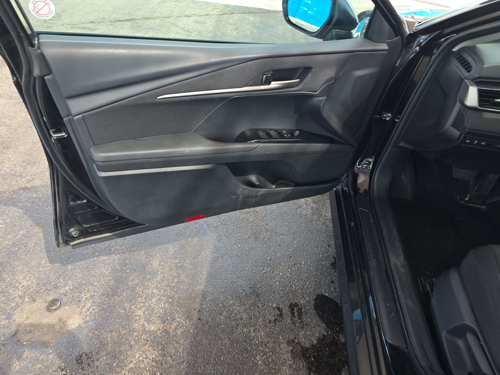 2025 Toyota Camry LE FWD