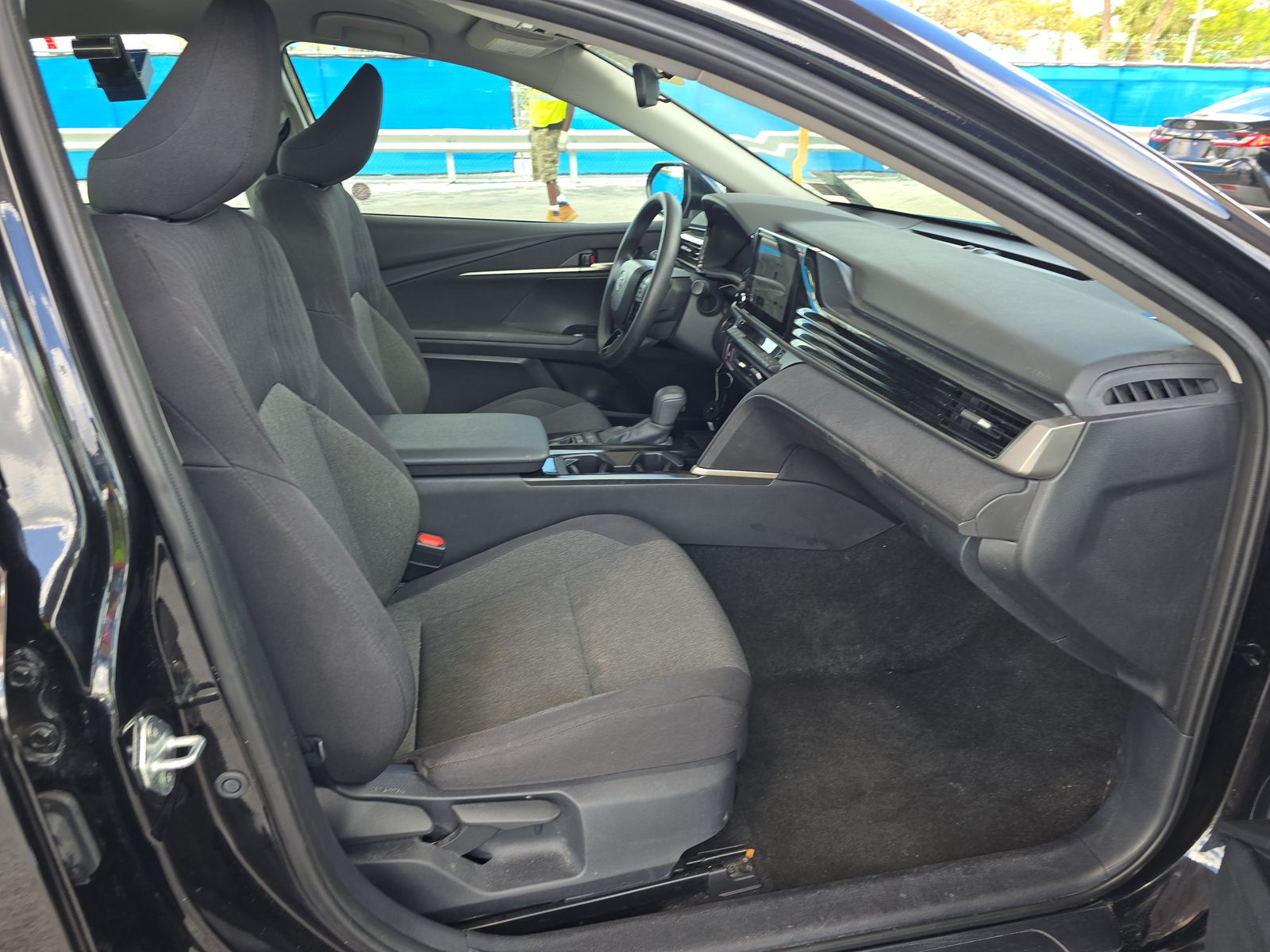 2025 Toyota Camry LE FWD