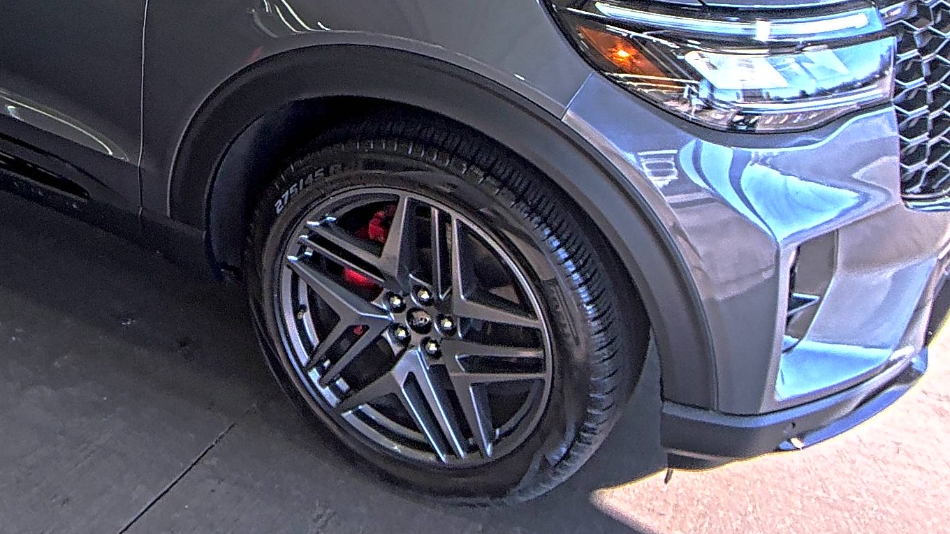 2025 Ford Explorer ST AWD