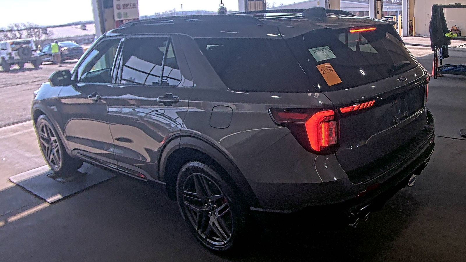 2025 Ford Explorer ST AWD