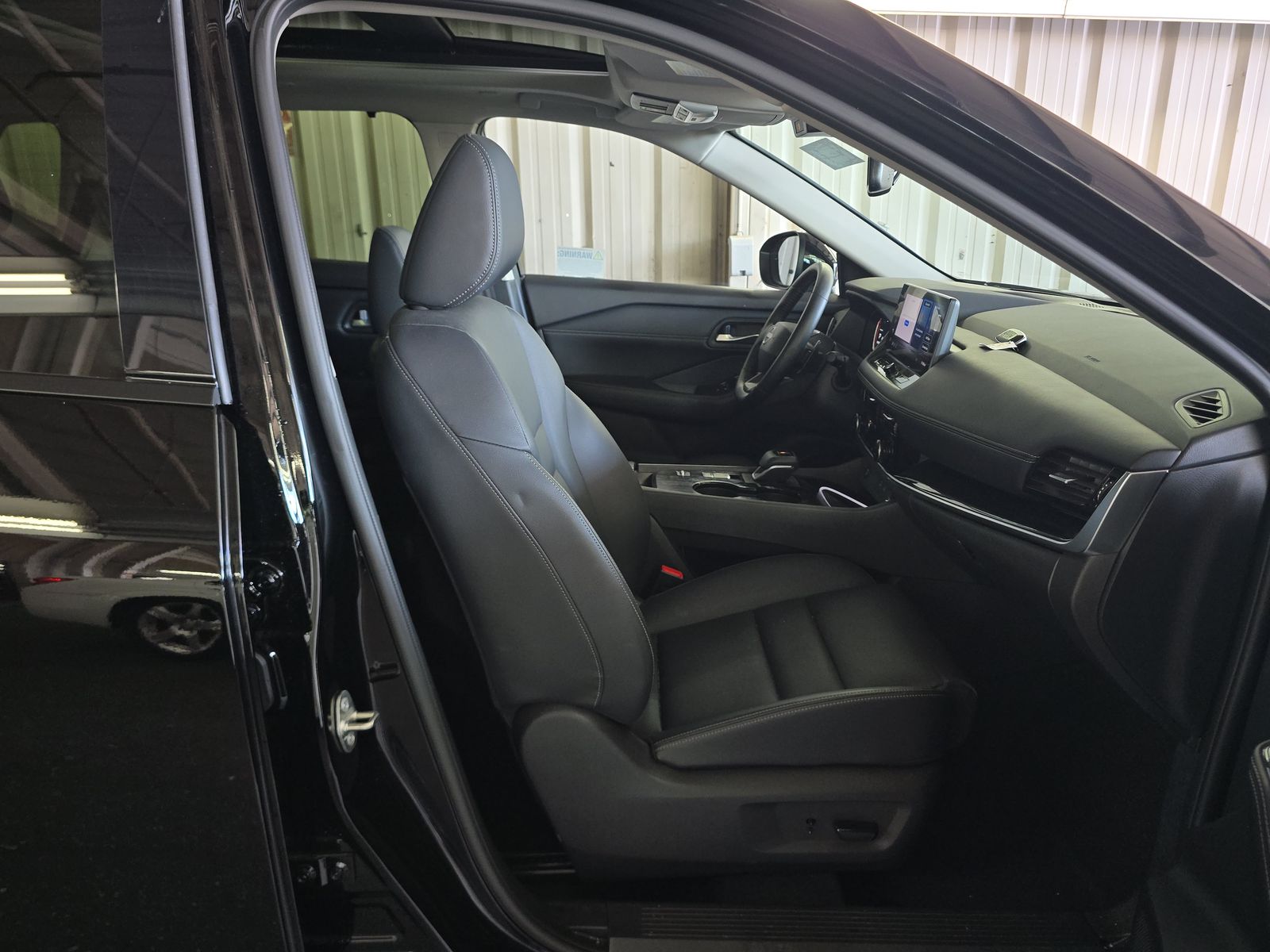 2025 Nissan Rogue SL FWD