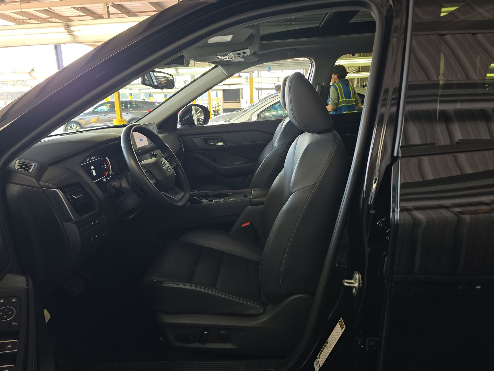 2025 Nissan Rogue SL FWD