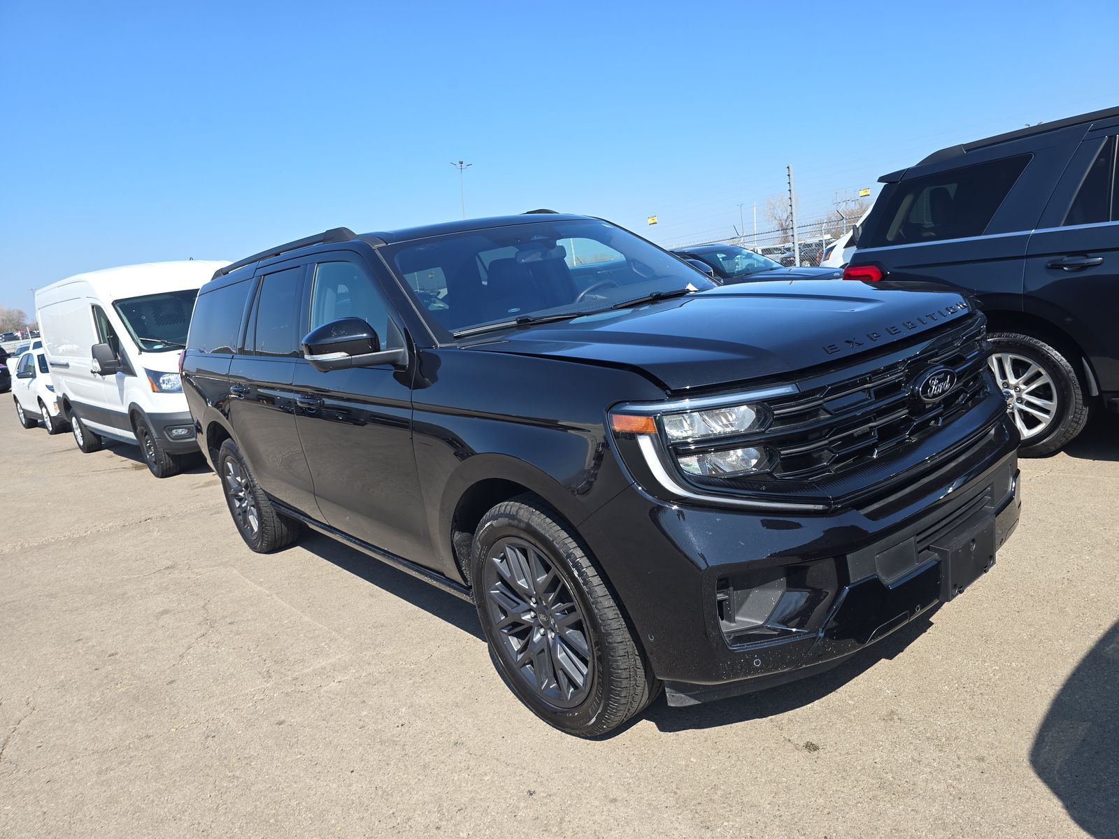 FORD EXPEDITION MAX - 4