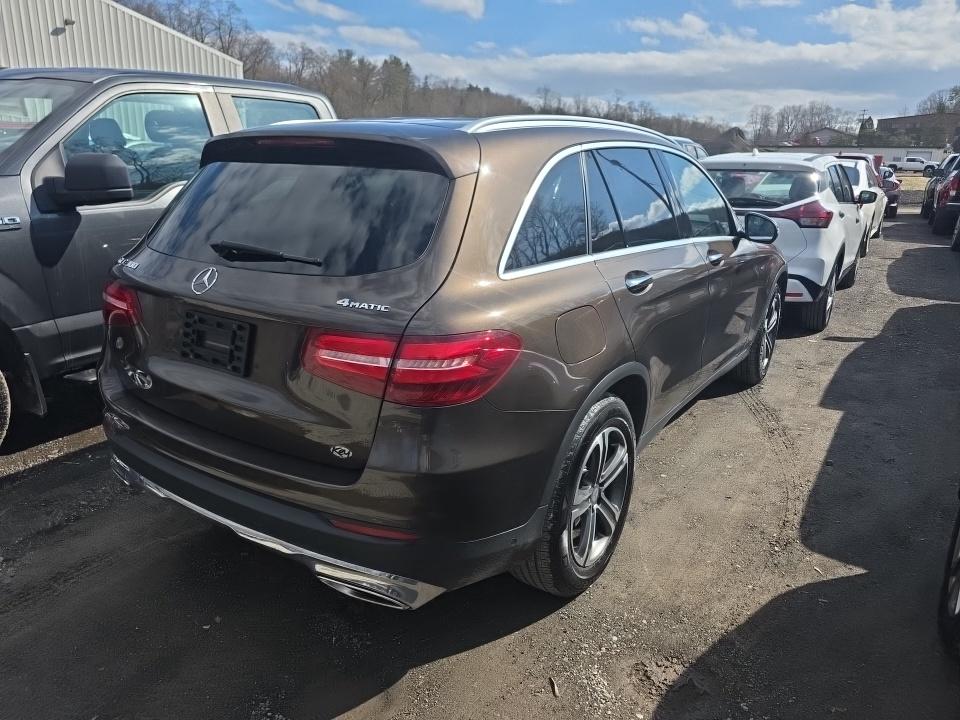 MERCEDES-BENZ GLC - 5