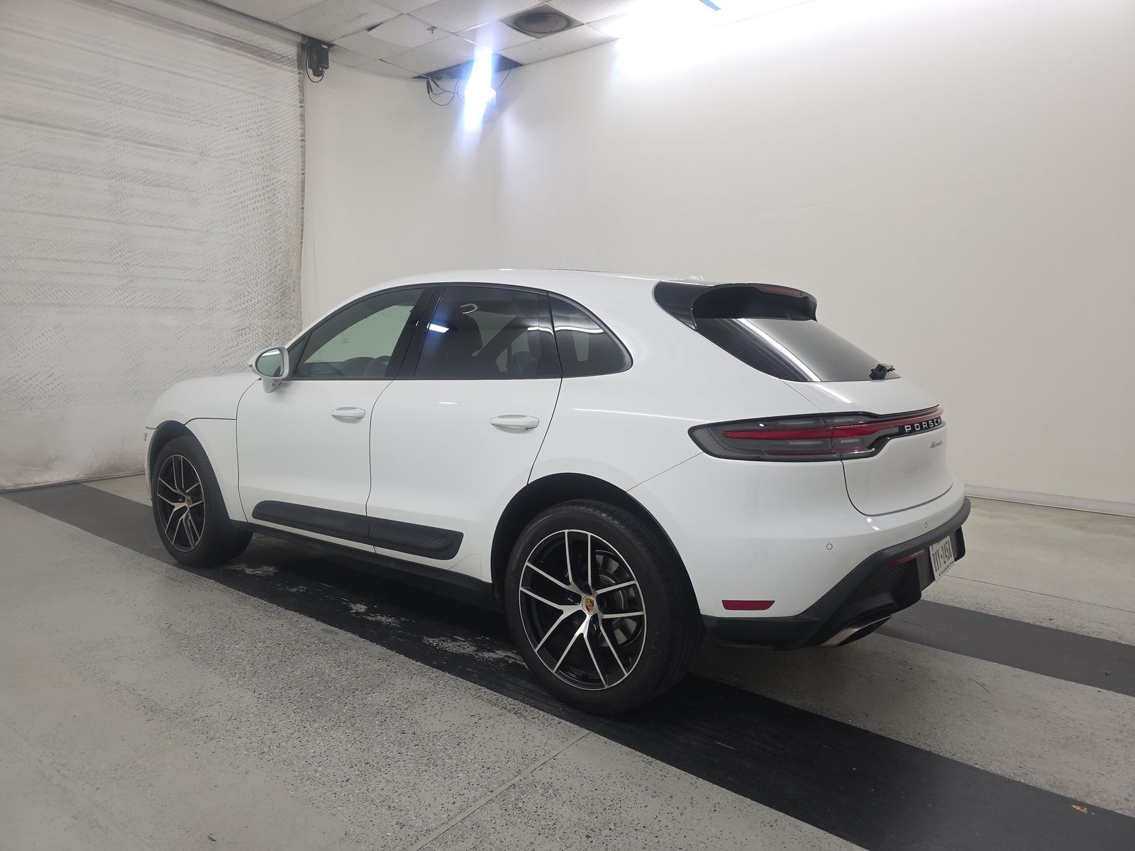 2022 Porsche Macan Base AWD