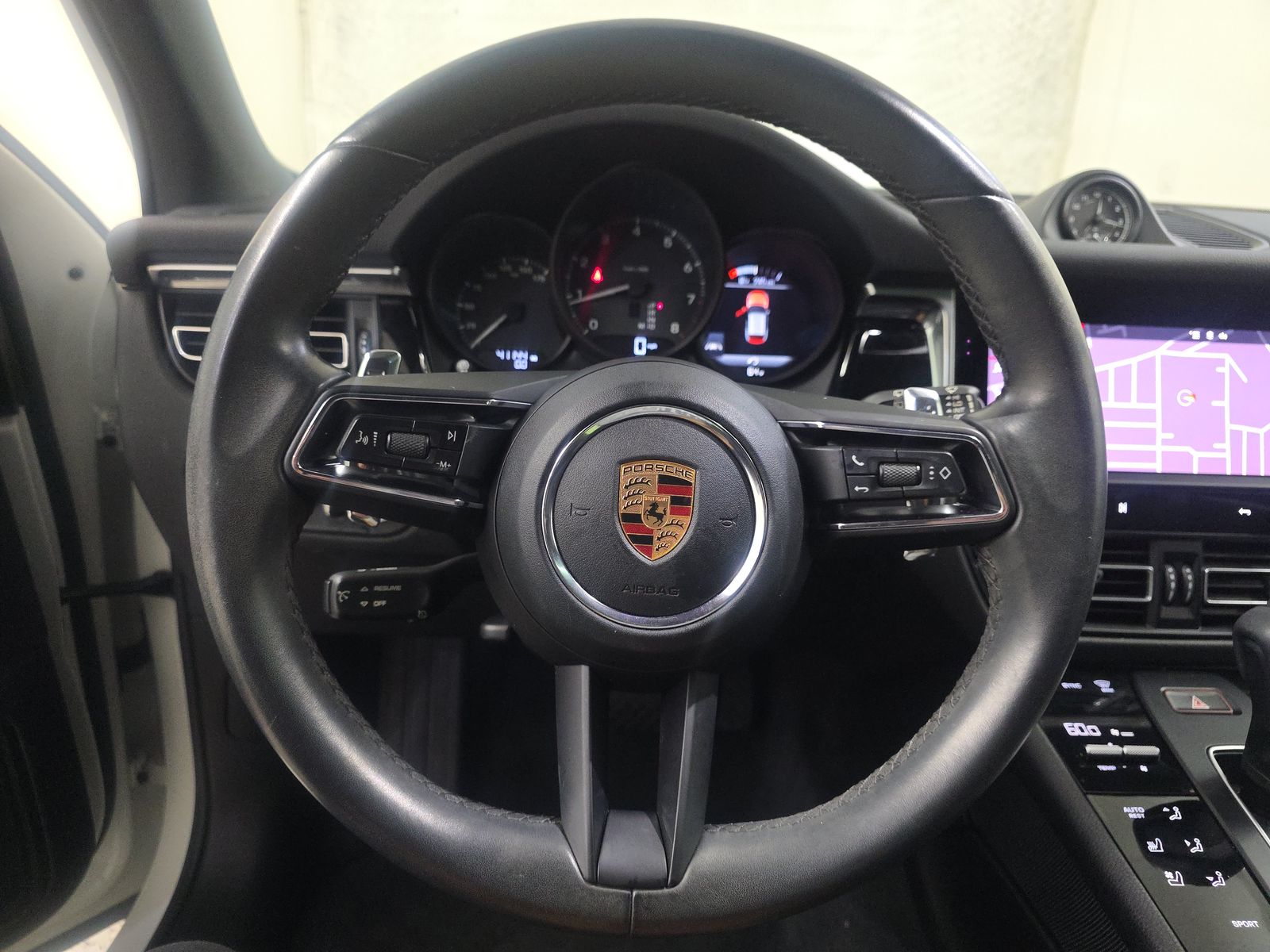 2022 Porsche Macan Base AWD