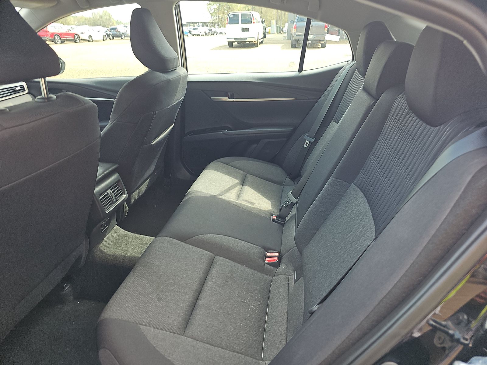 2025 Toyota Camry LE FWD