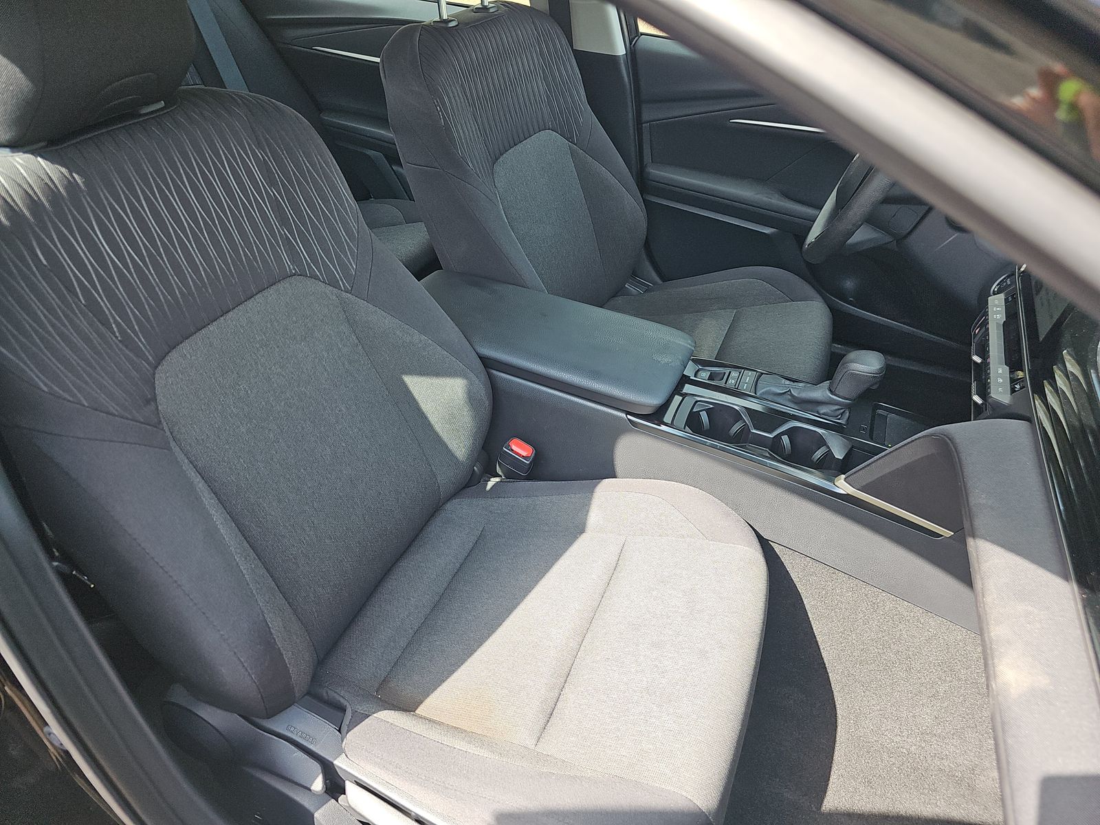 2025 Toyota Camry LE FWD