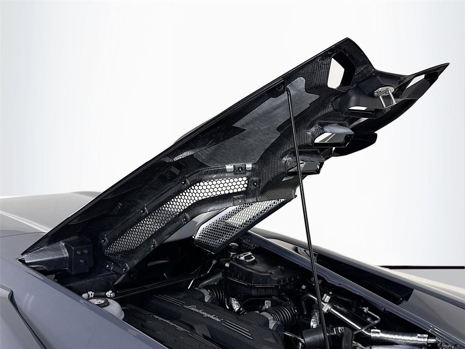 2025 Lamborghini Revuelto Base AWD