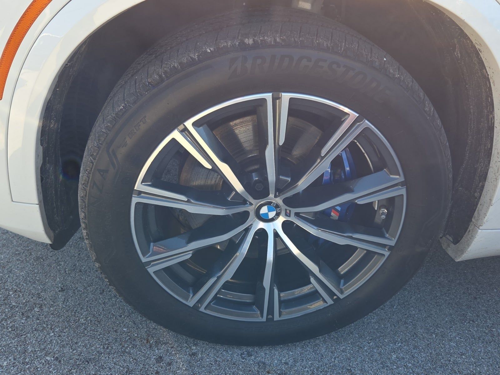 2022 BMW X5 xDrive40i AWD