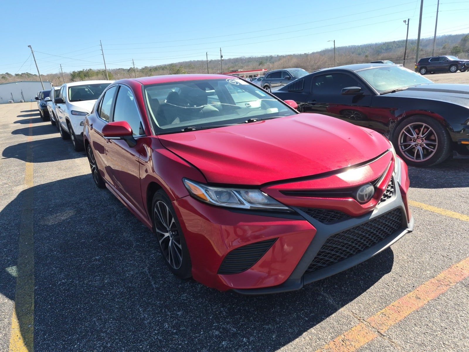 2020 Toyota Camry SE FWD
