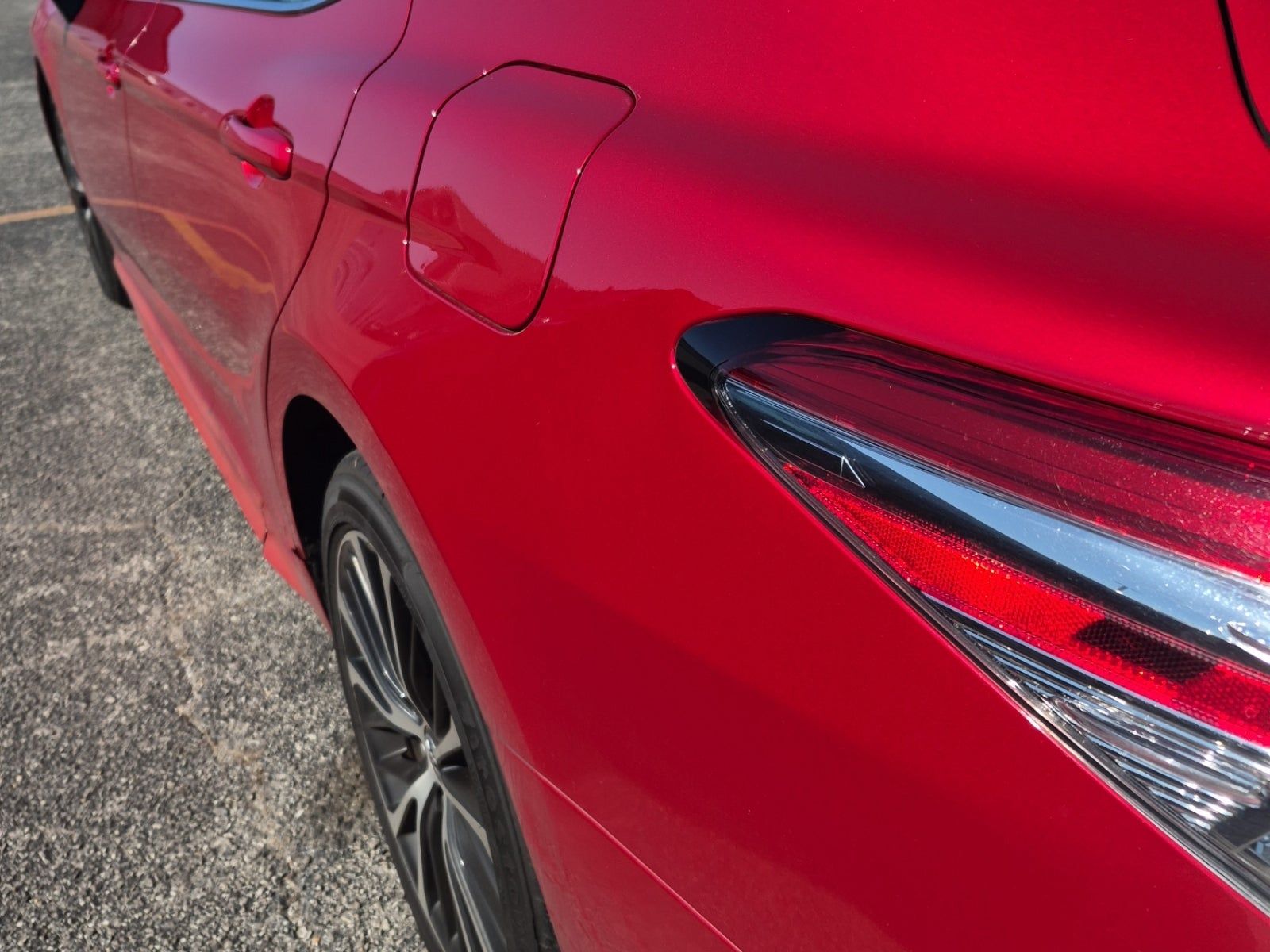 2020 Toyota Camry SE FWD