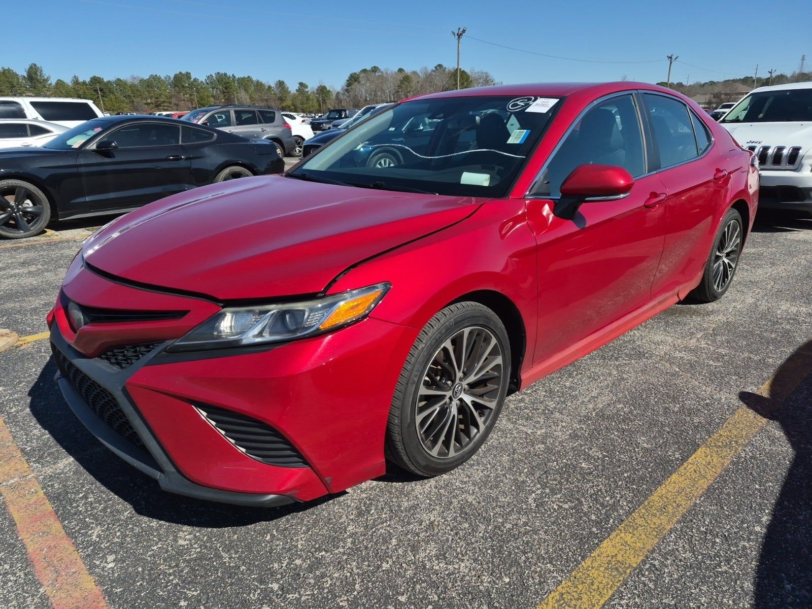 2020 Toyota Camry SE FWD