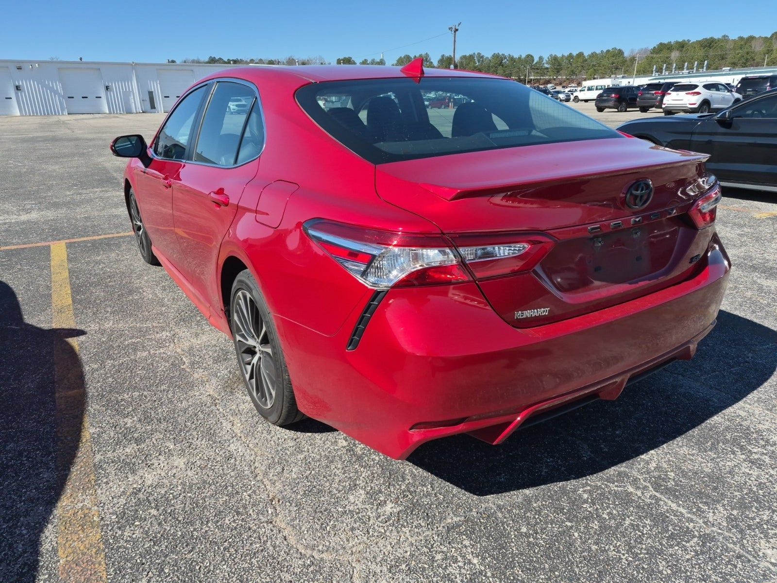 2020 Toyota Camry SE FWD