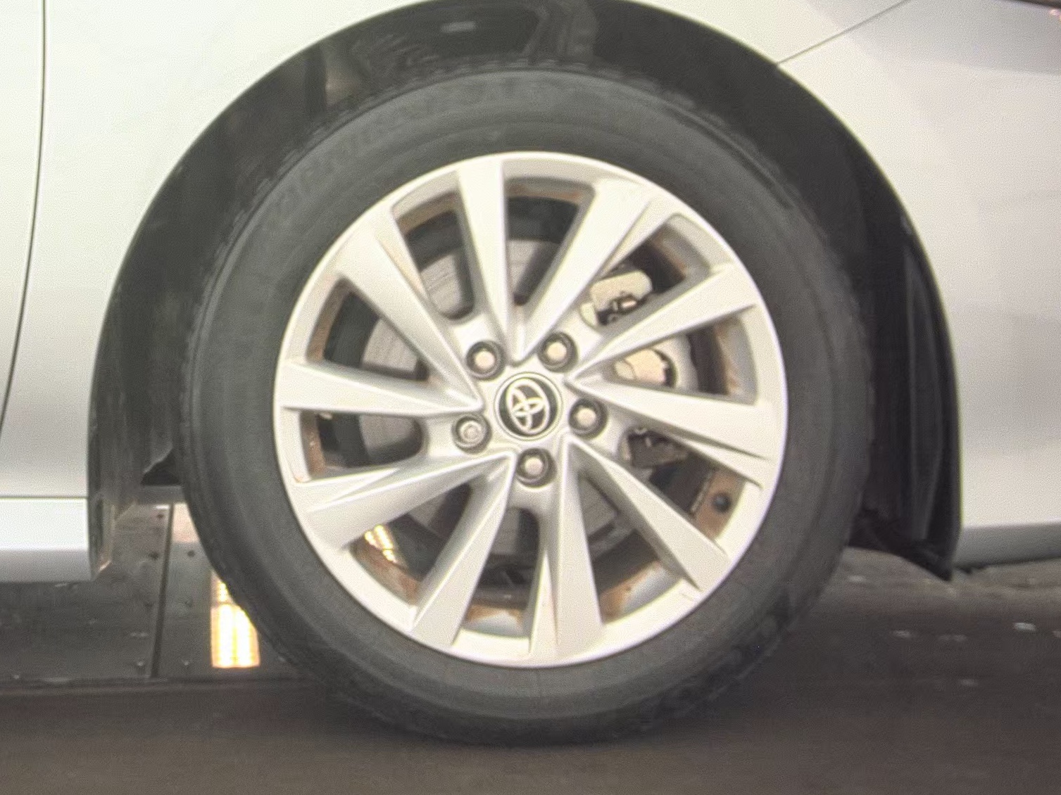 2024 Toyota Camry LE FWD