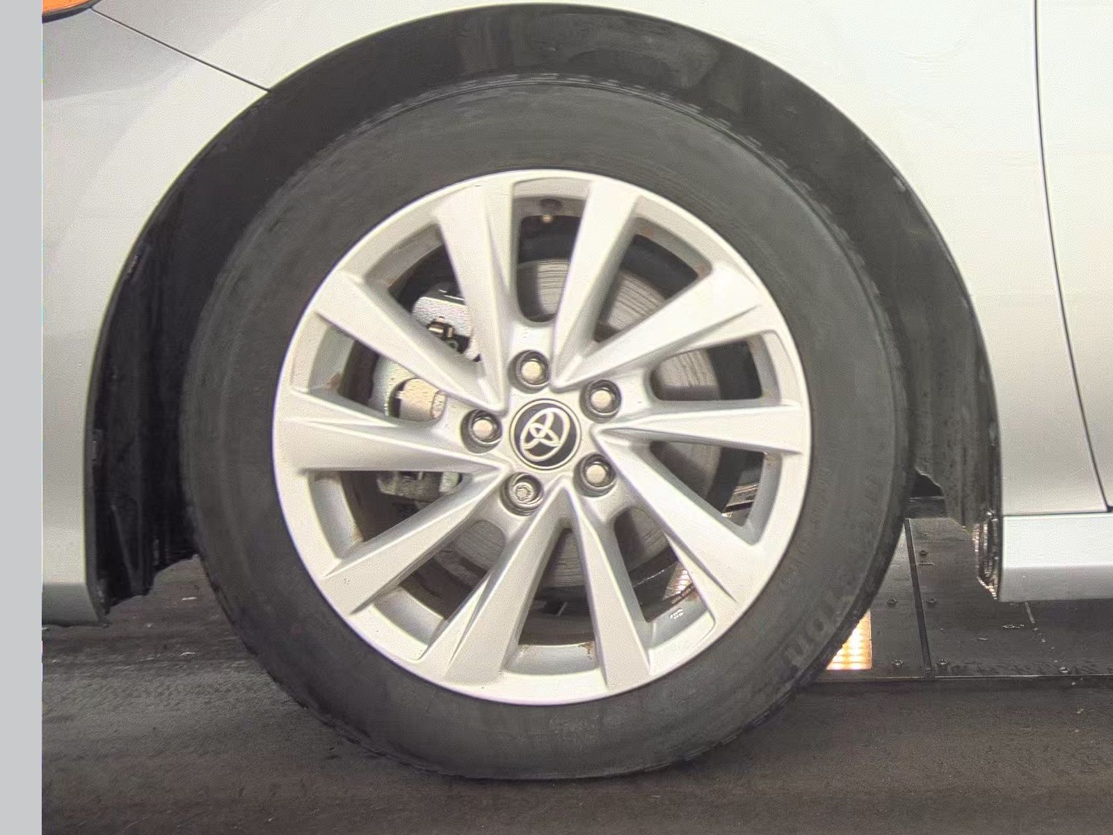 2024 Toyota Camry LE FWD