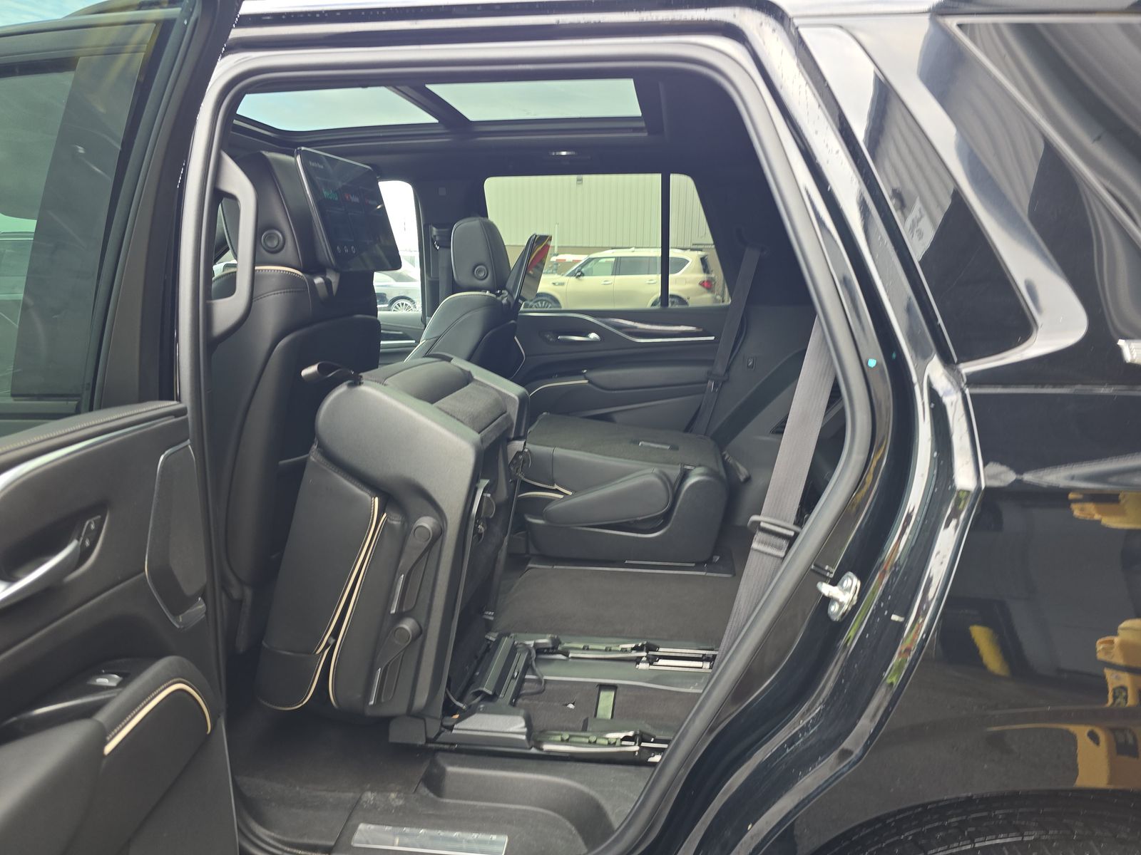2023 Cadillac Escalade Sport AWD