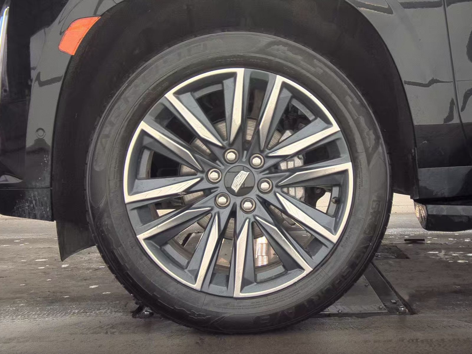 2023 Cadillac Escalade Sport AWD