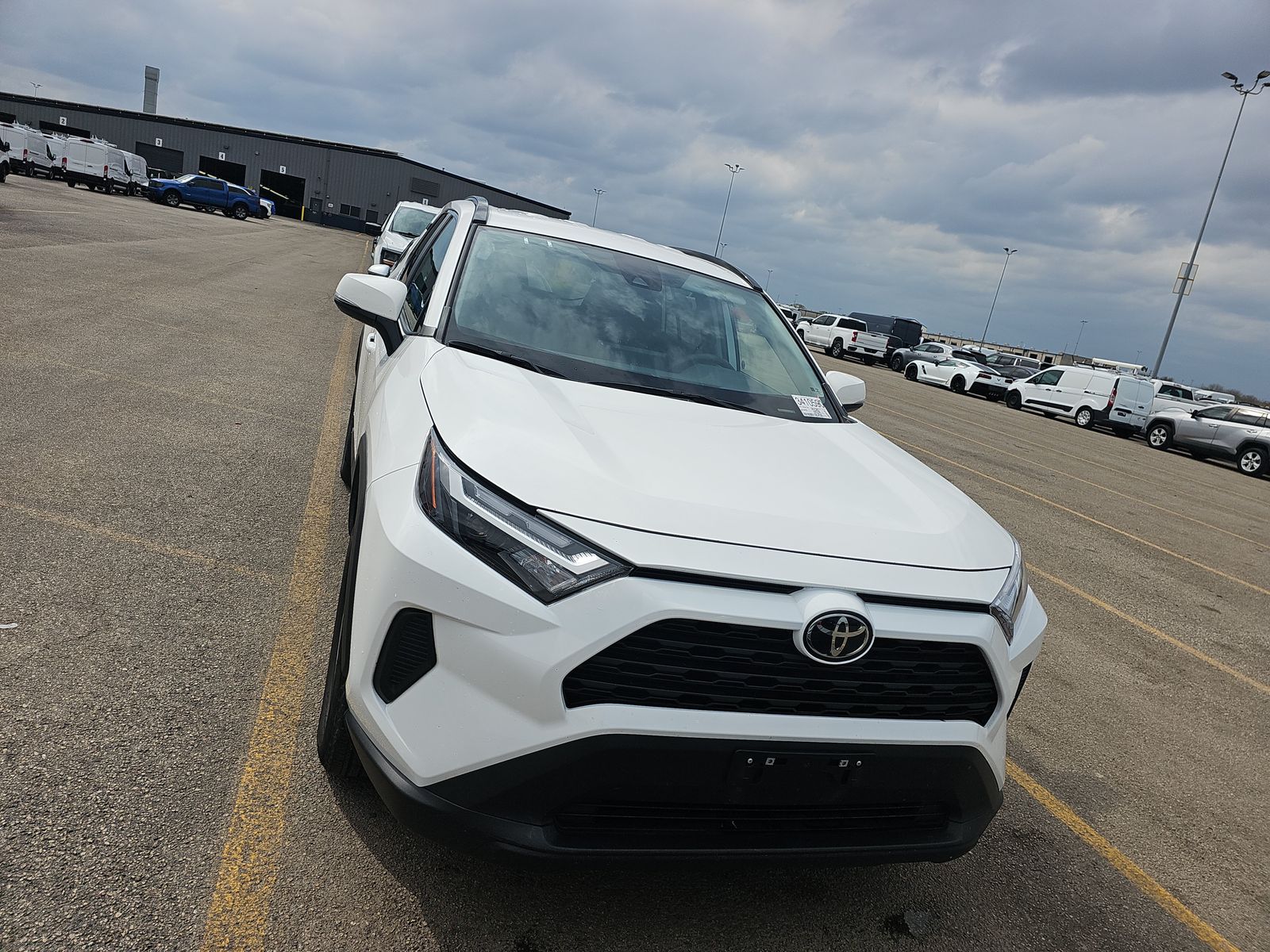 2025 Toyota RAV4 Hybrid XLE AWD