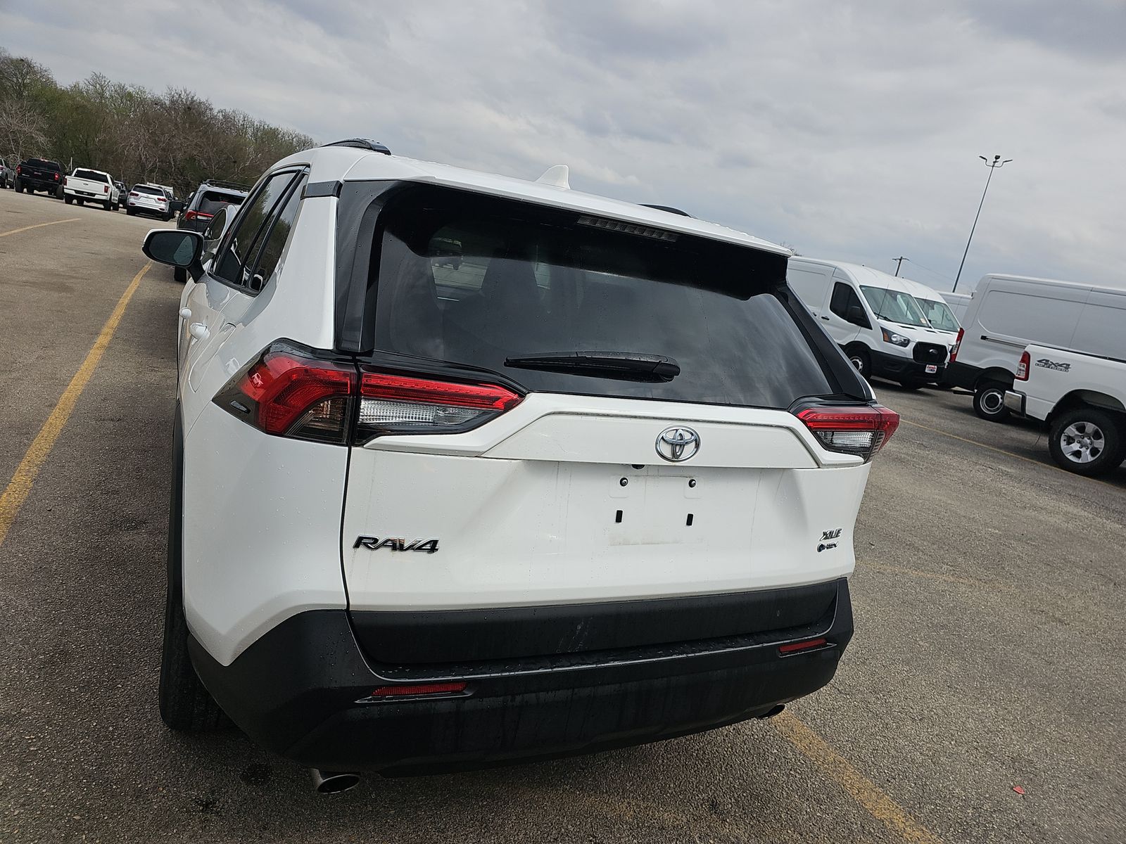 2025 Toyota RAV4 Hybrid XLE AWD