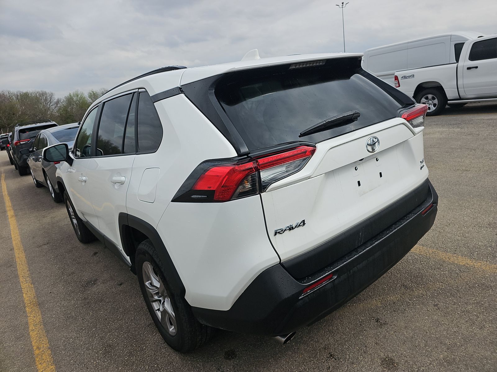 2025 Toyota RAV4 Hybrid XLE AWD
