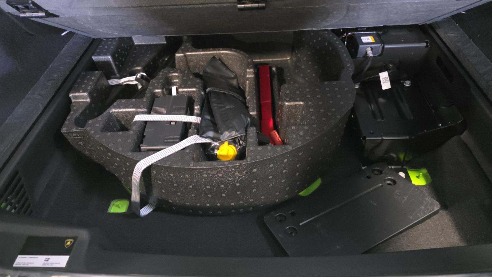 2024 Lamborghini Urus S AWD