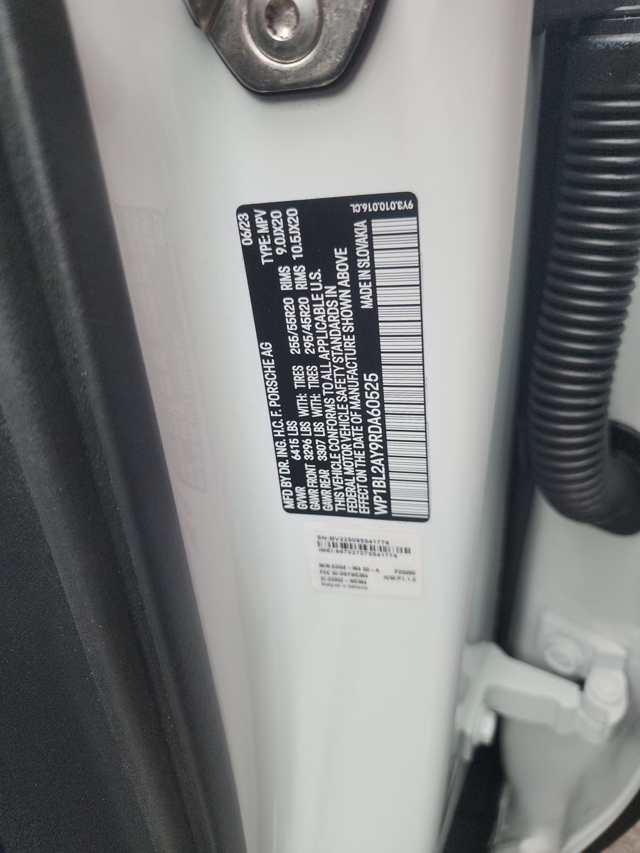 2024 Porsche Cayenne S AWD