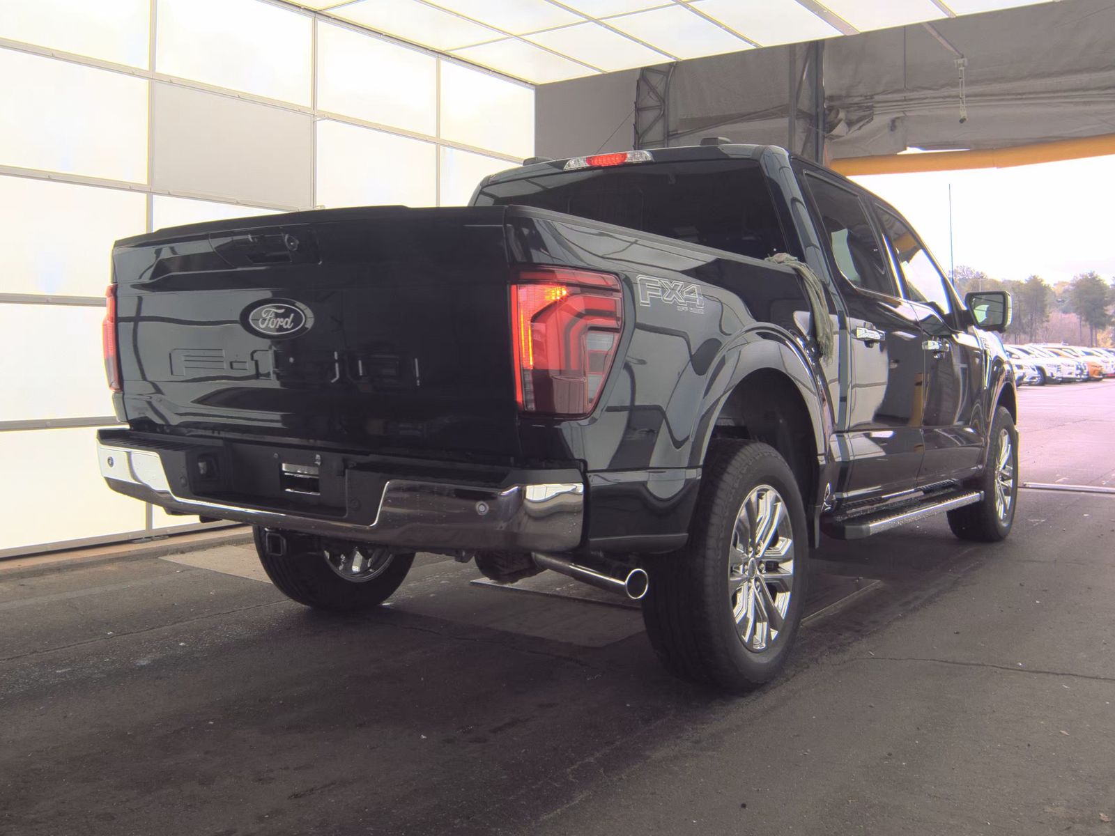 2025 Ford F-150 Lariat AWD
