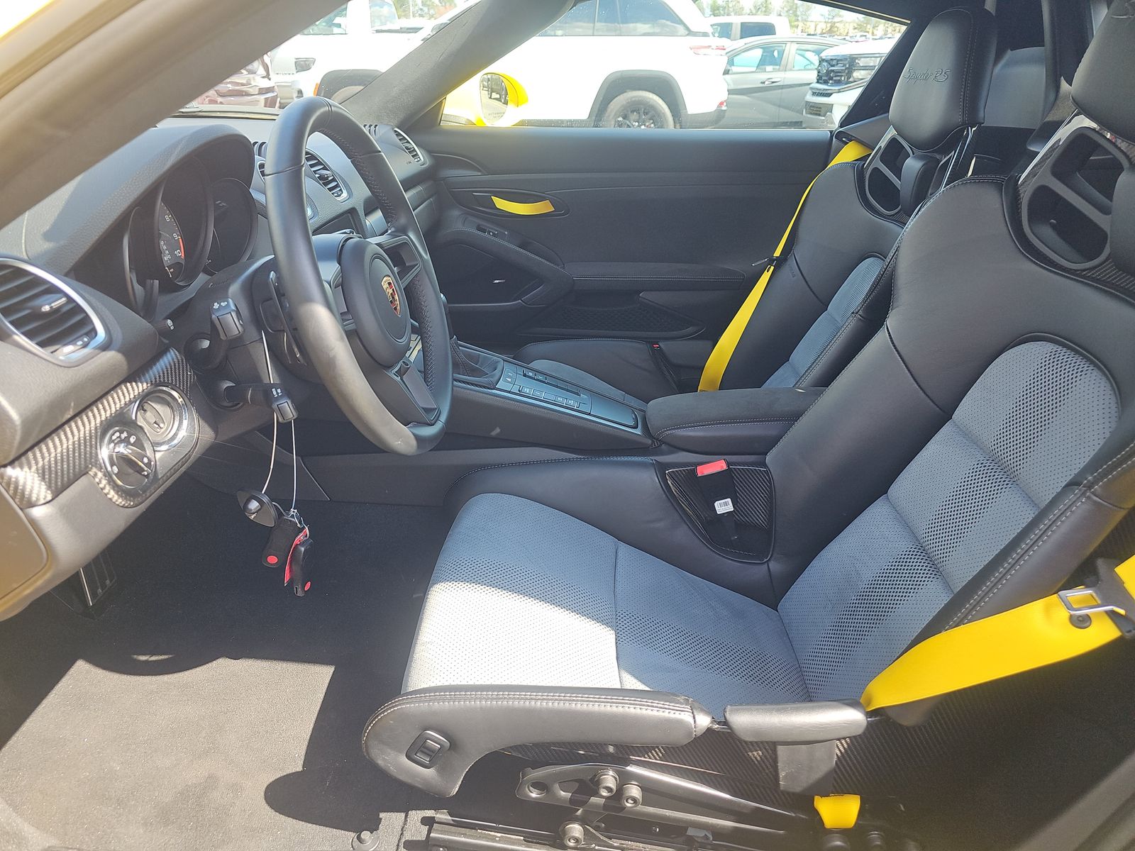 2025 Porsche 718 Spyder RS RWD