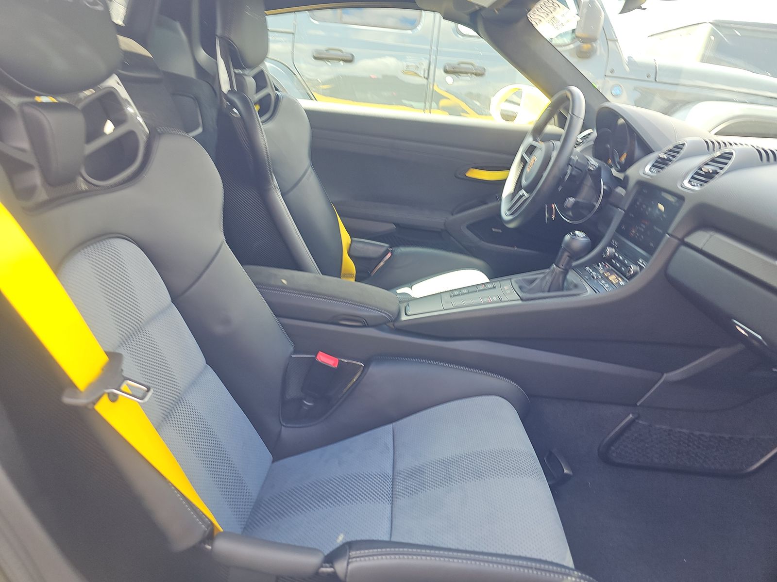 2025 Porsche 718 Spyder RS RWD