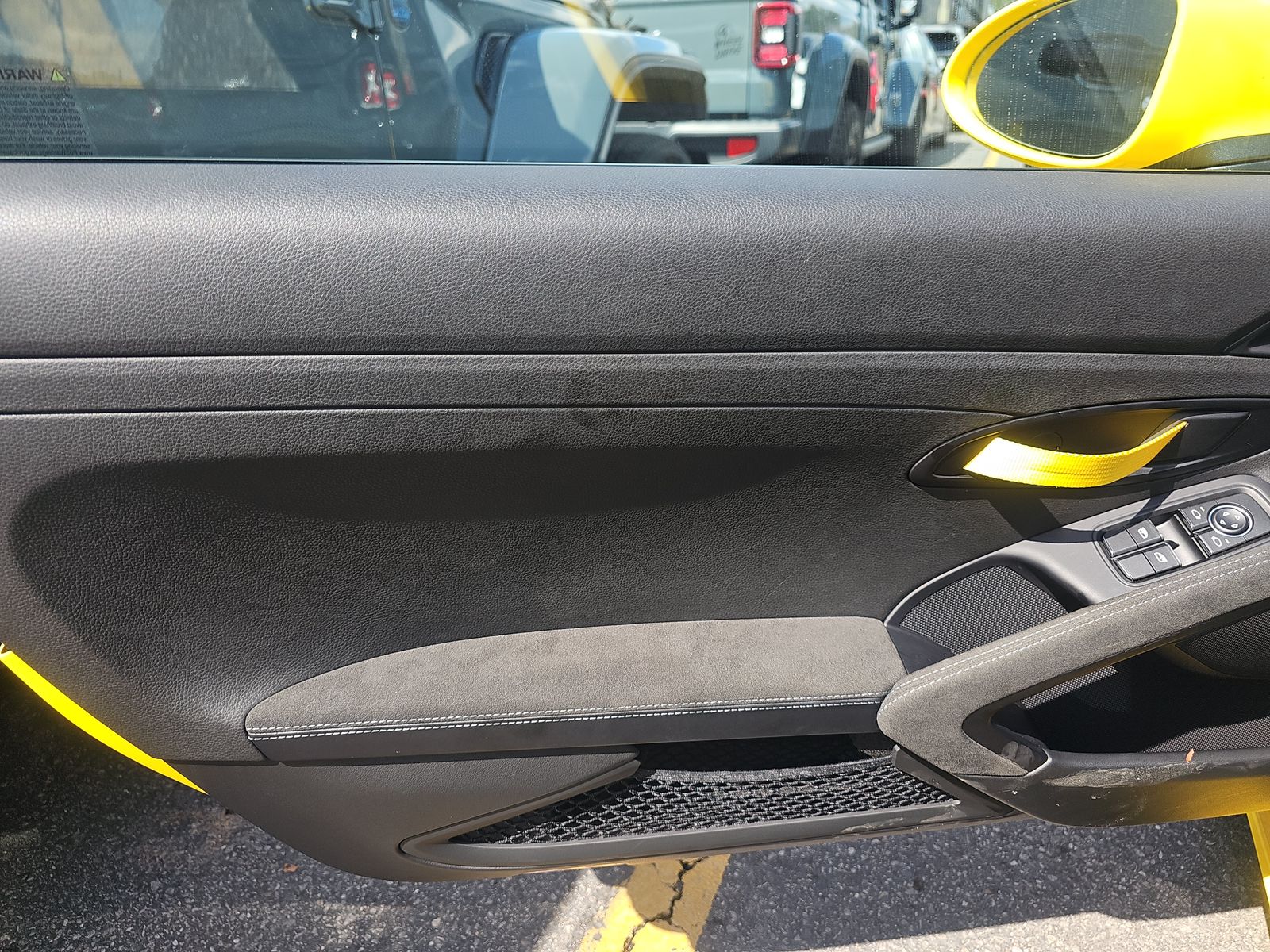 2025 Porsche 718 Spyder RS RWD