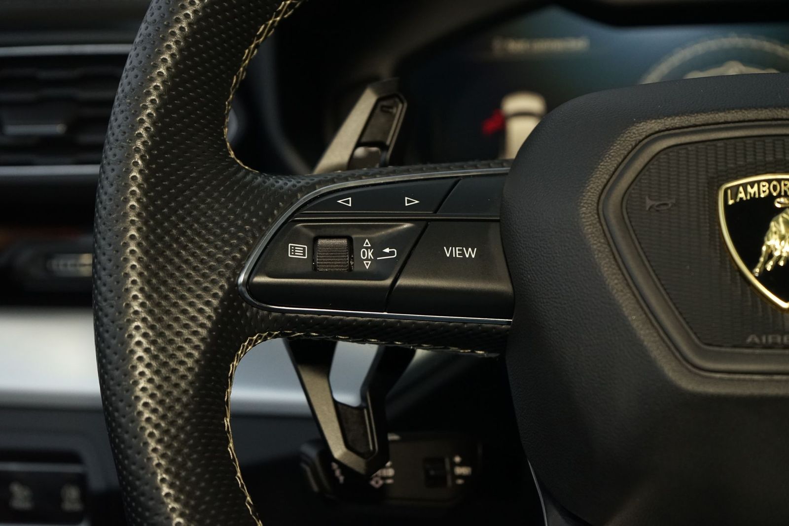 2019 Lamborghini Urus Base AWD