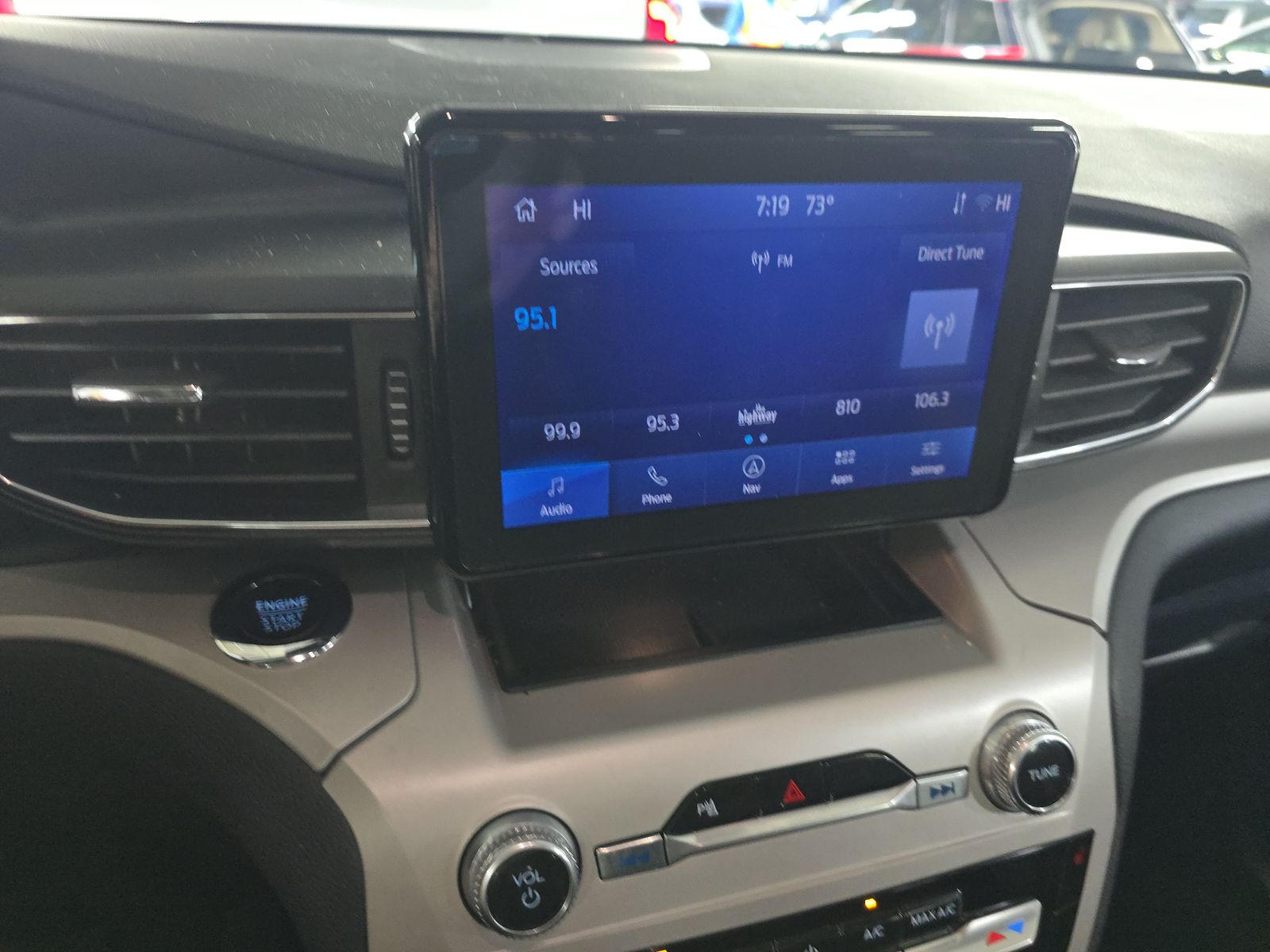 2024 Ford Explorer XLT AWD